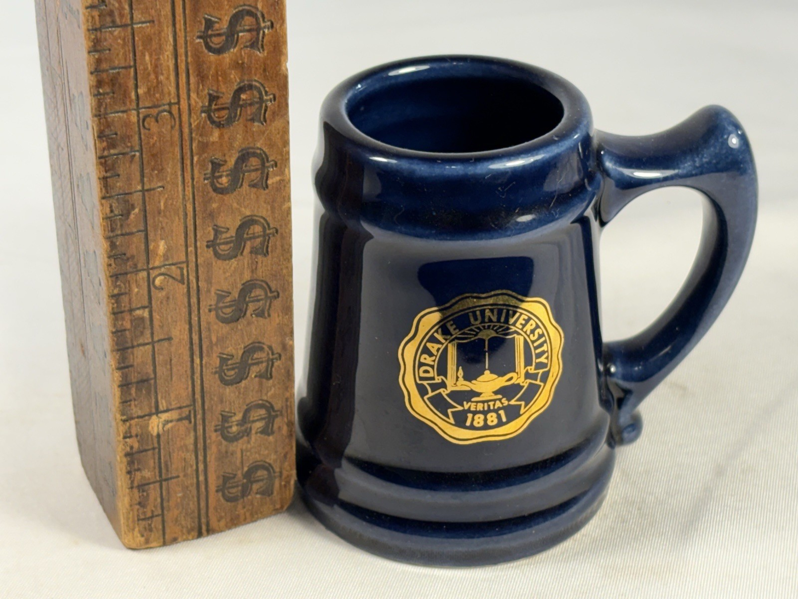 VTG DRAKE UNIVERSITY SEAL SOUVENIR MUG SHOT MINI DRINKING GLASS STONEWARE DSM IA