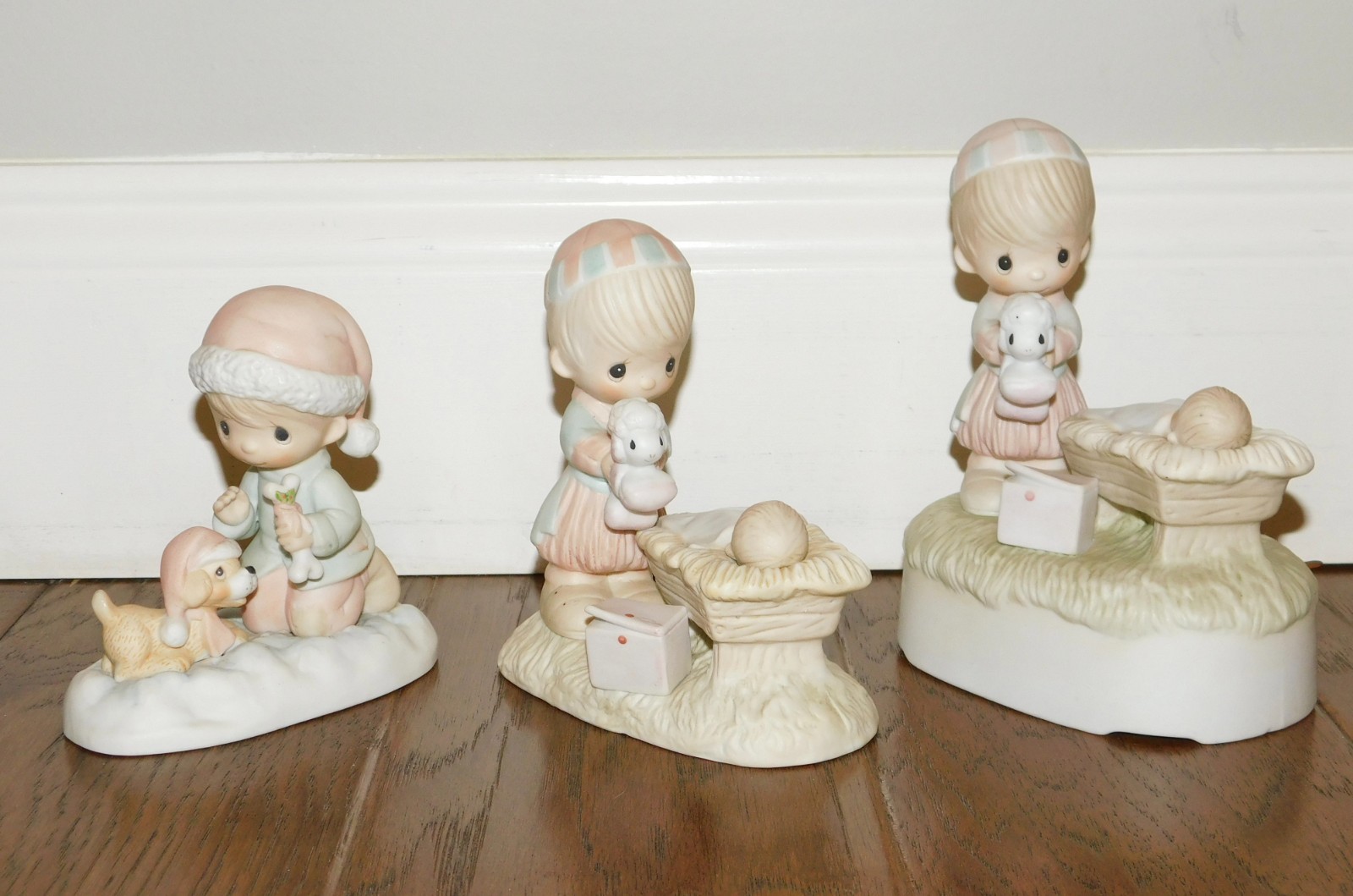 LOT 3 Precious Moments 1979 Christmas Is Time To Share+Wishing Joy NO MARK Music LOT 3 Precious Moments 1979 Christmas Is Time To Share+Wishing Joy NO MARK Music