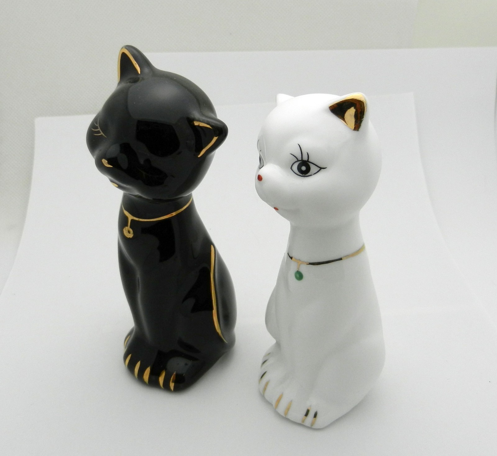 Two (2) Vintage White Cat & Black Cat Sitting Porcelain Figures  ~5\
