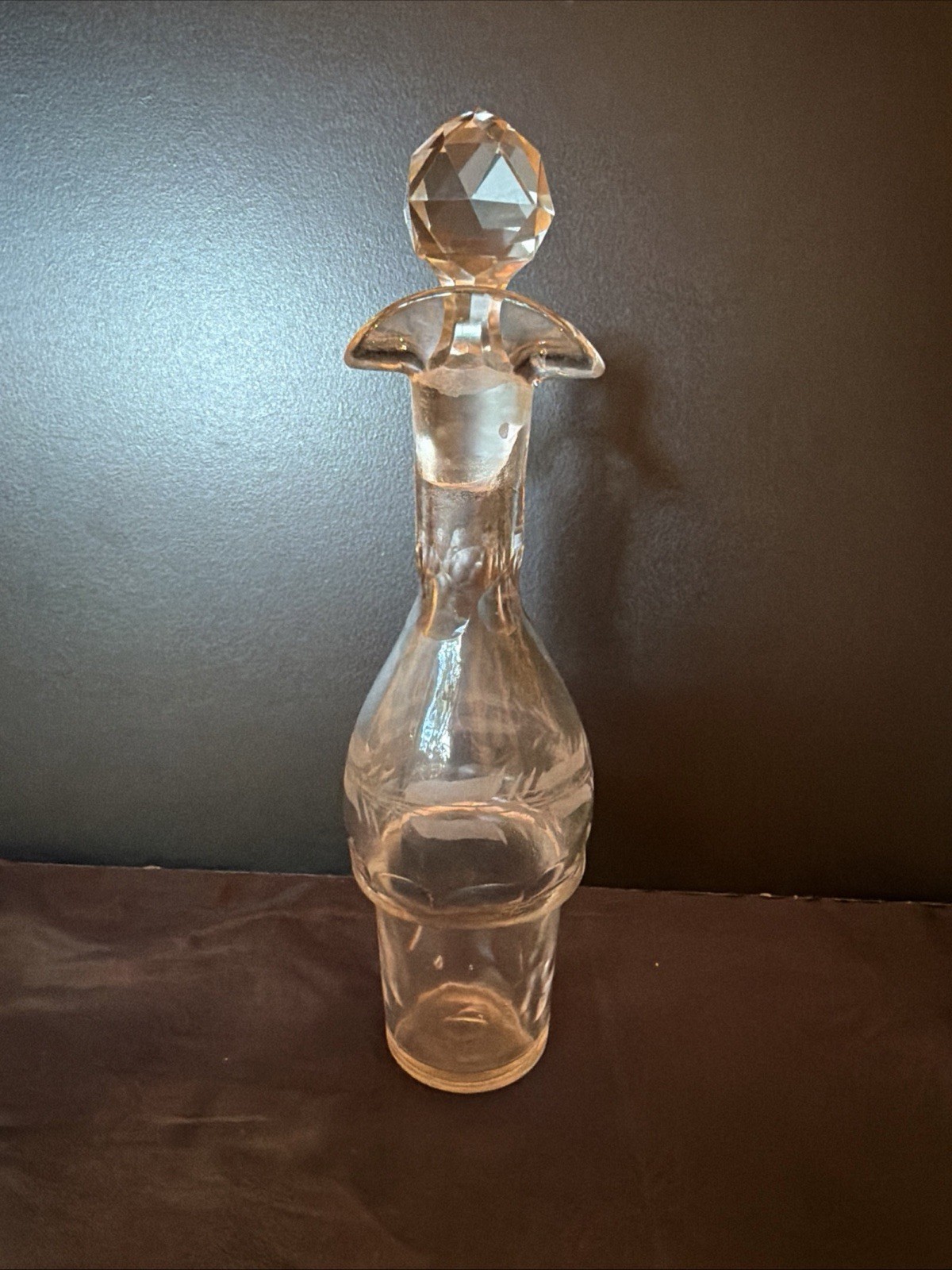 Cut Glass Etched Crystal Decanter with Stopper 8\