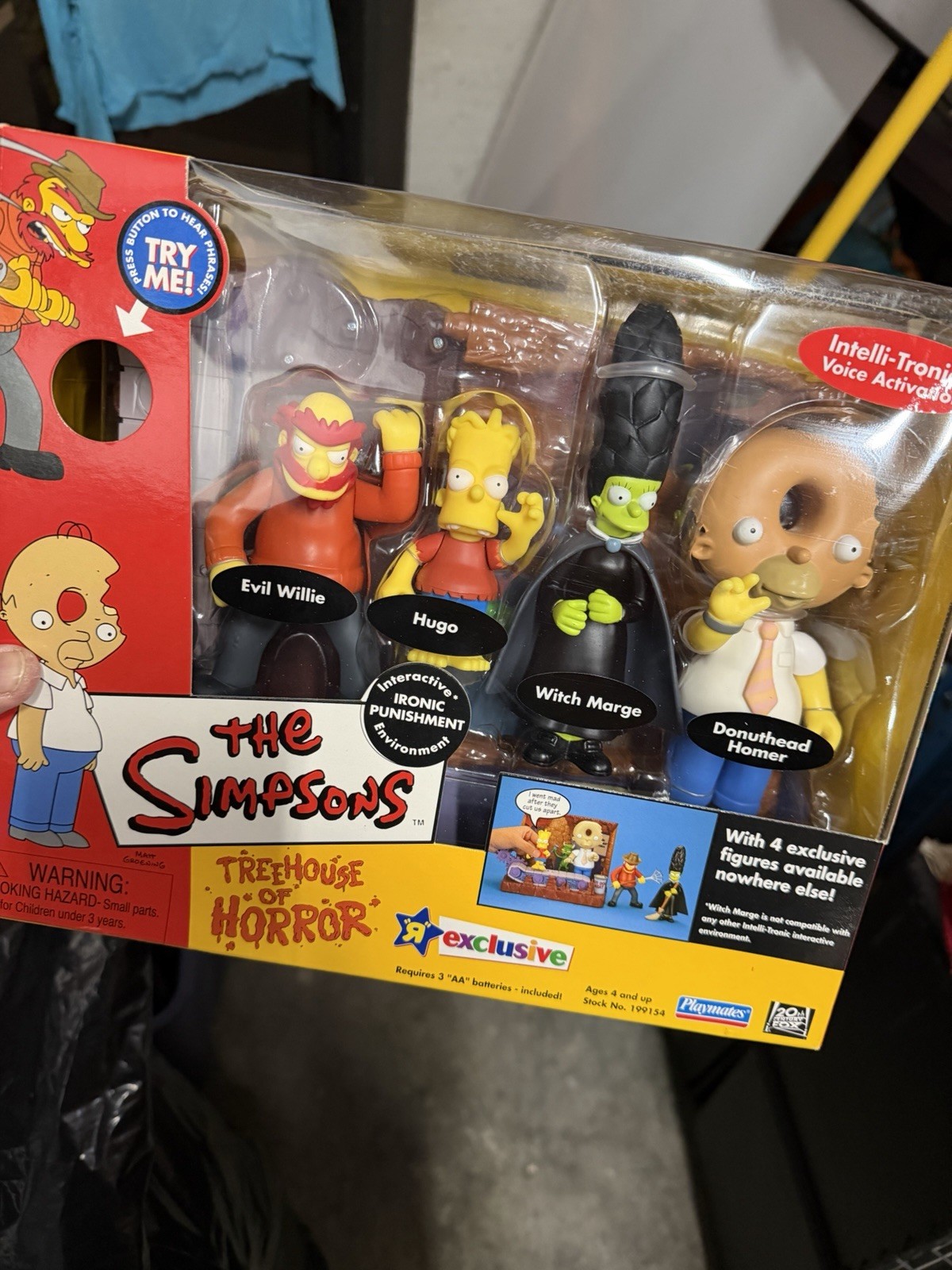 IRONIC PUNISHMENT Playset WOS Simpsons TREEHOUSE OF HORROR Donuthead Homer HUGO