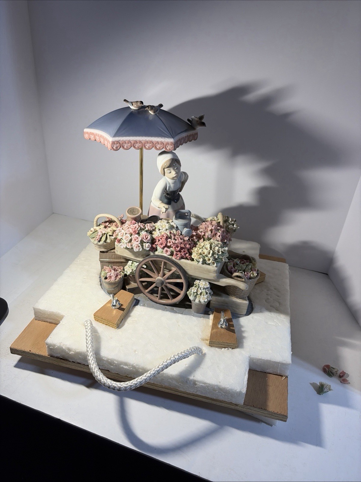 Lladro #1454 Flowers of the Season- Girl with Flower Cart, DAMAGE PRESENT. AS IS