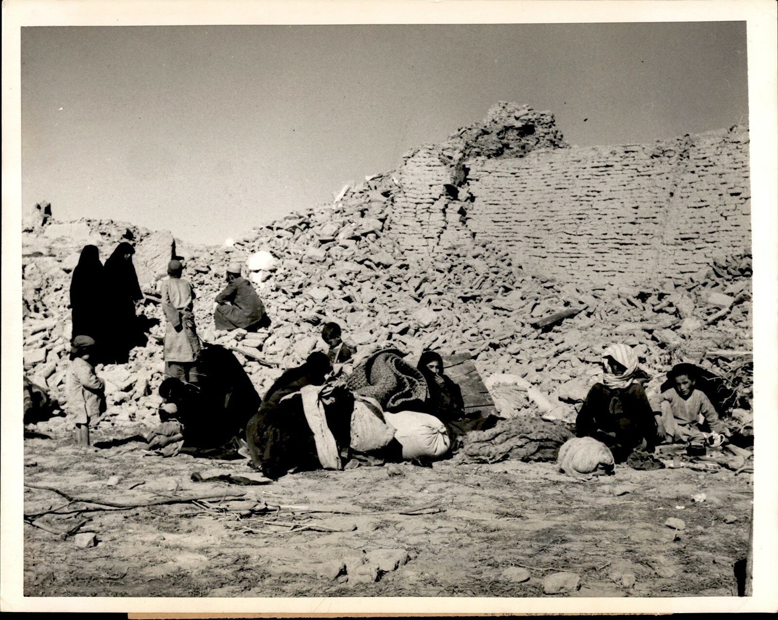 GA99 1953 Original Photo EARTH MOVED VIOLENTLY Shahroud Iran Villagers Fleeing GA99 1953 Original Photo EARTH MOVED VIOLENTLY Shahroud Iran Villagers Fleeing