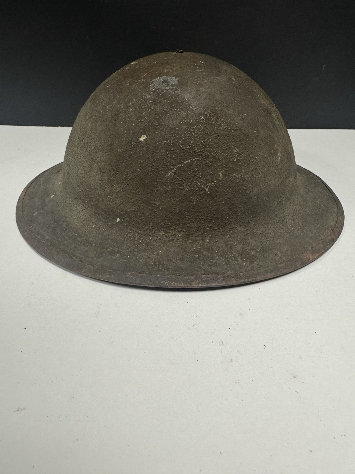 Antique WW1 British Mk | Brodie Helmet FG 64 1916-1918 Antique WW1 British Mk | Brodie Helmet FG 64 1916-1918