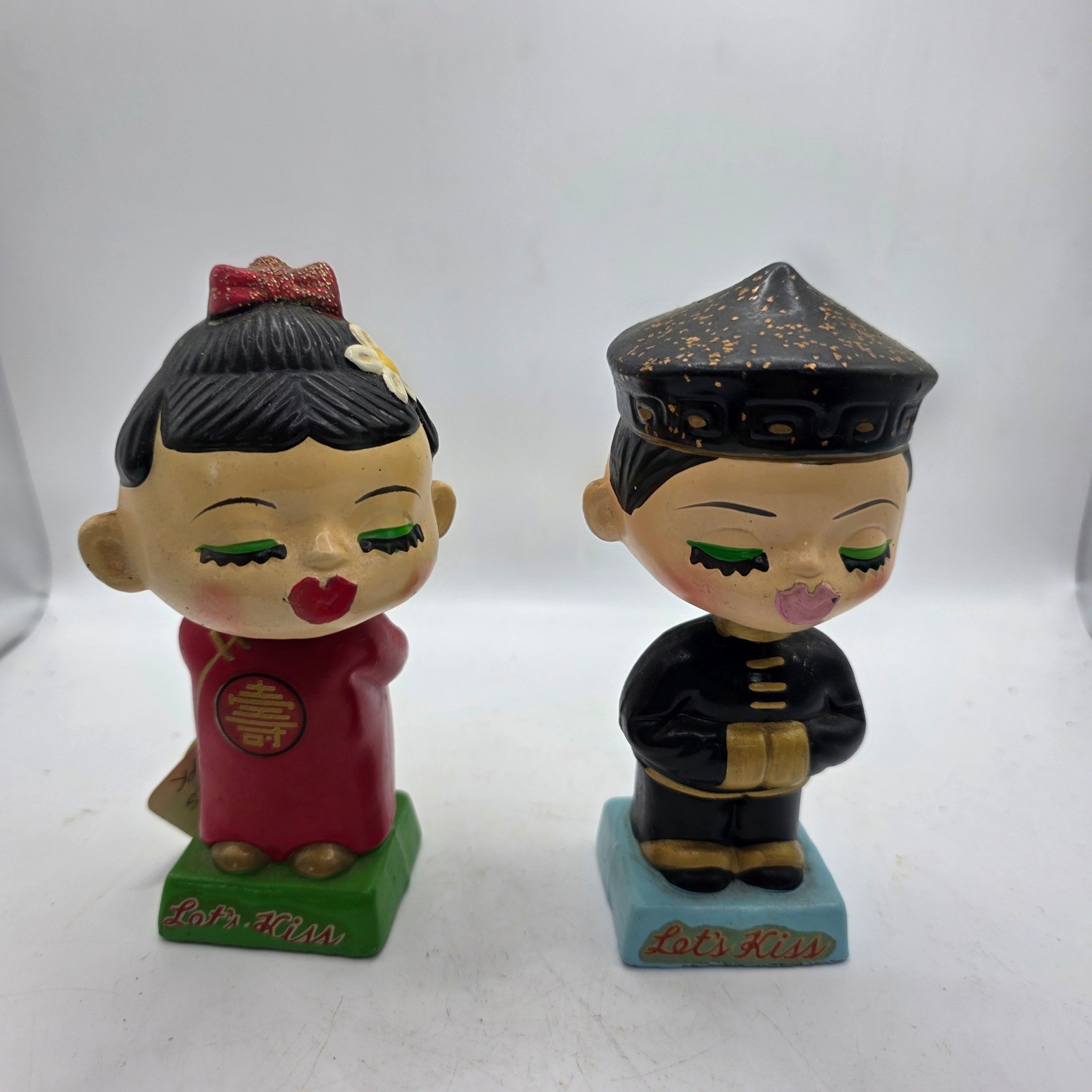 Vintage Japan Let\'s Kiss Magnetic Kissing Bobblehead Nodder Couple 1950s 60s