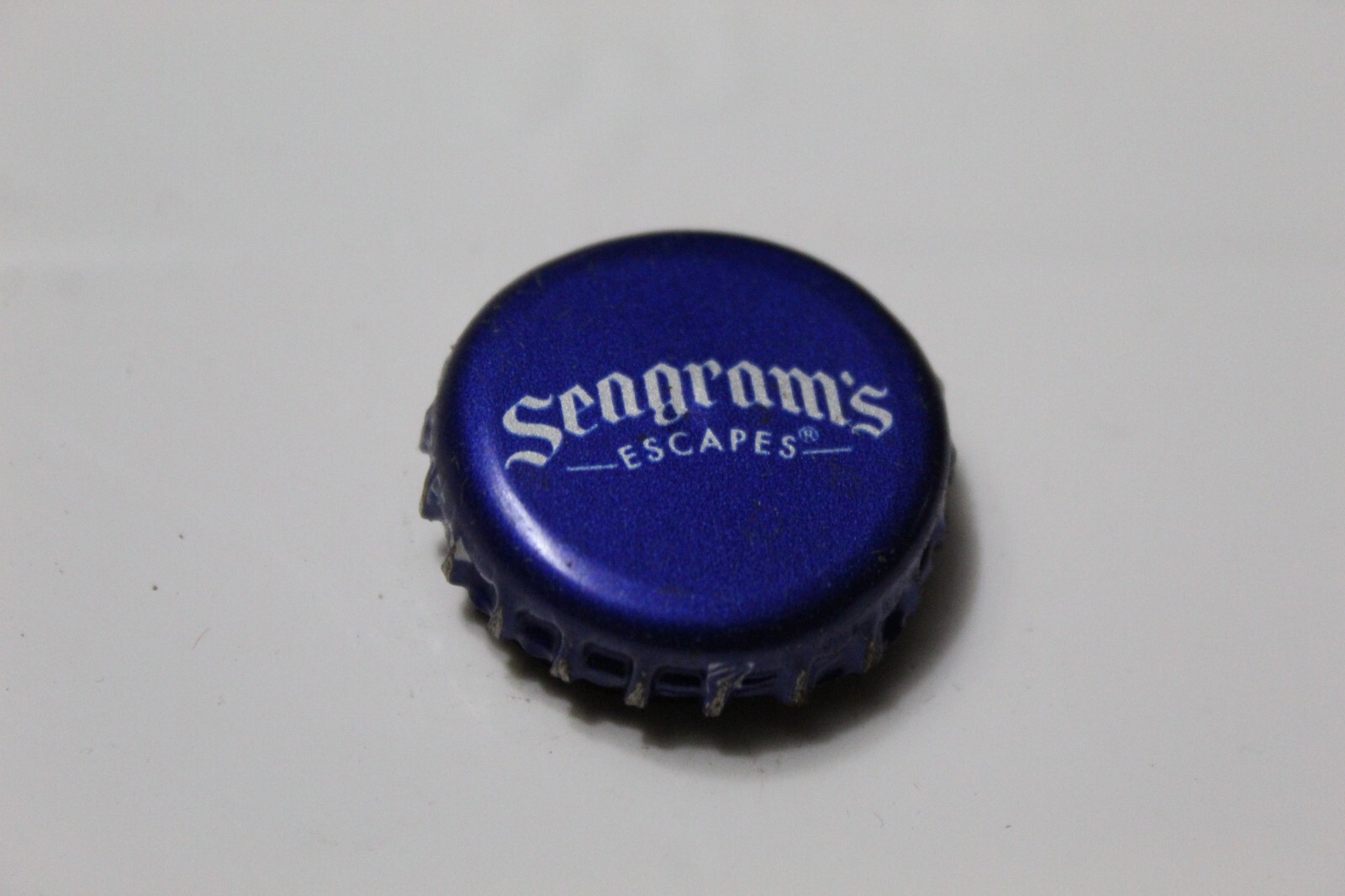 Blue Seagram\'s Escapes Alcohol Bottle Cap Fridge Magnet Blue Seagram\'s Escapes Alcohol Bottle Cap Fridge Magnet