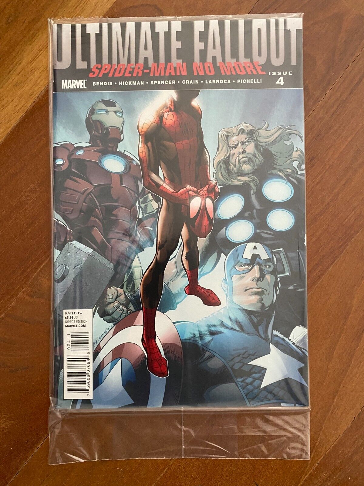 ULTIMATE FALLOUT #4 (First Print 2011) (MILES MORALES 1st APPEARANCE) Polybagged