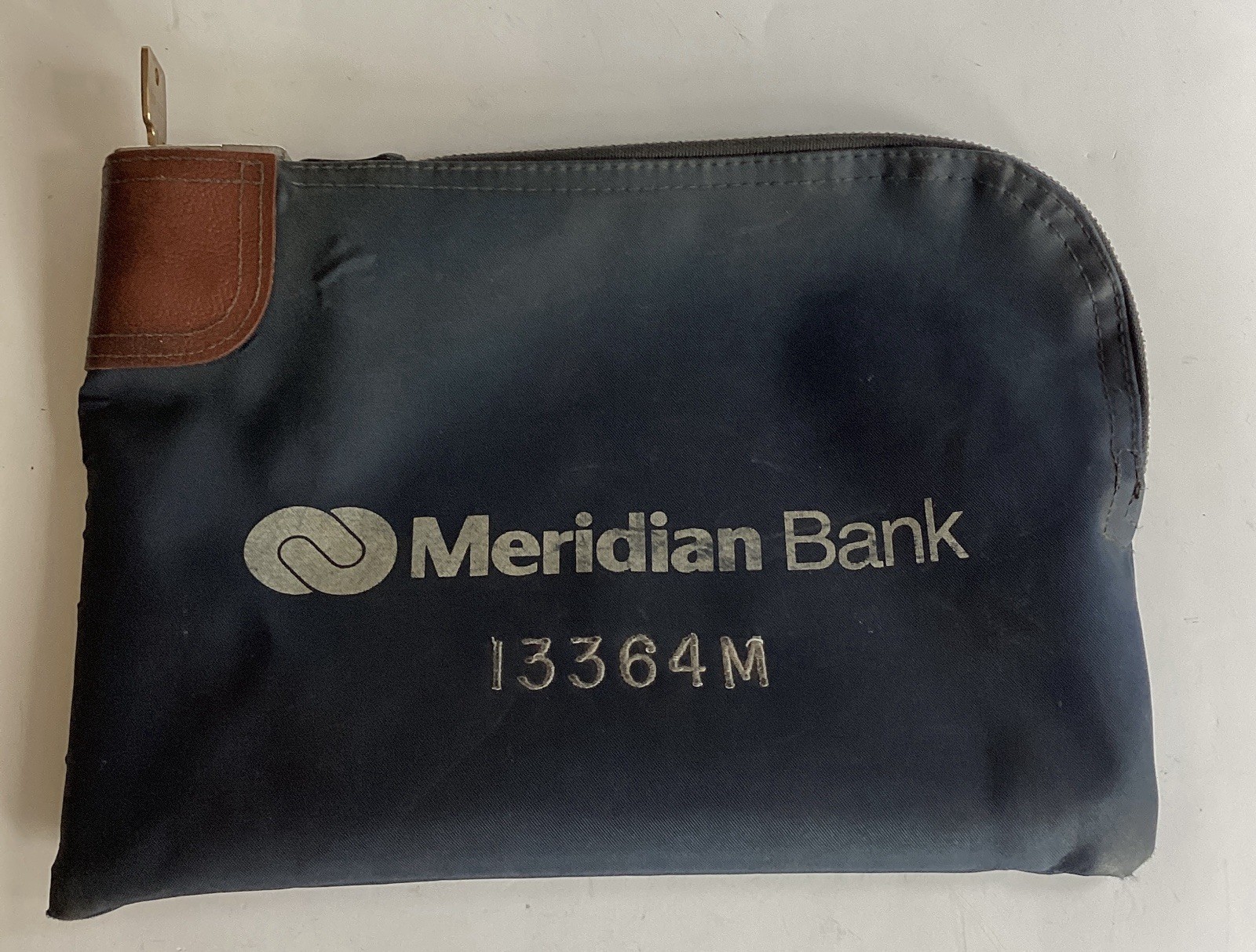 Vintage Meridian Bank Locking Deposit Pouch Bag Navy Blue Working Key Included