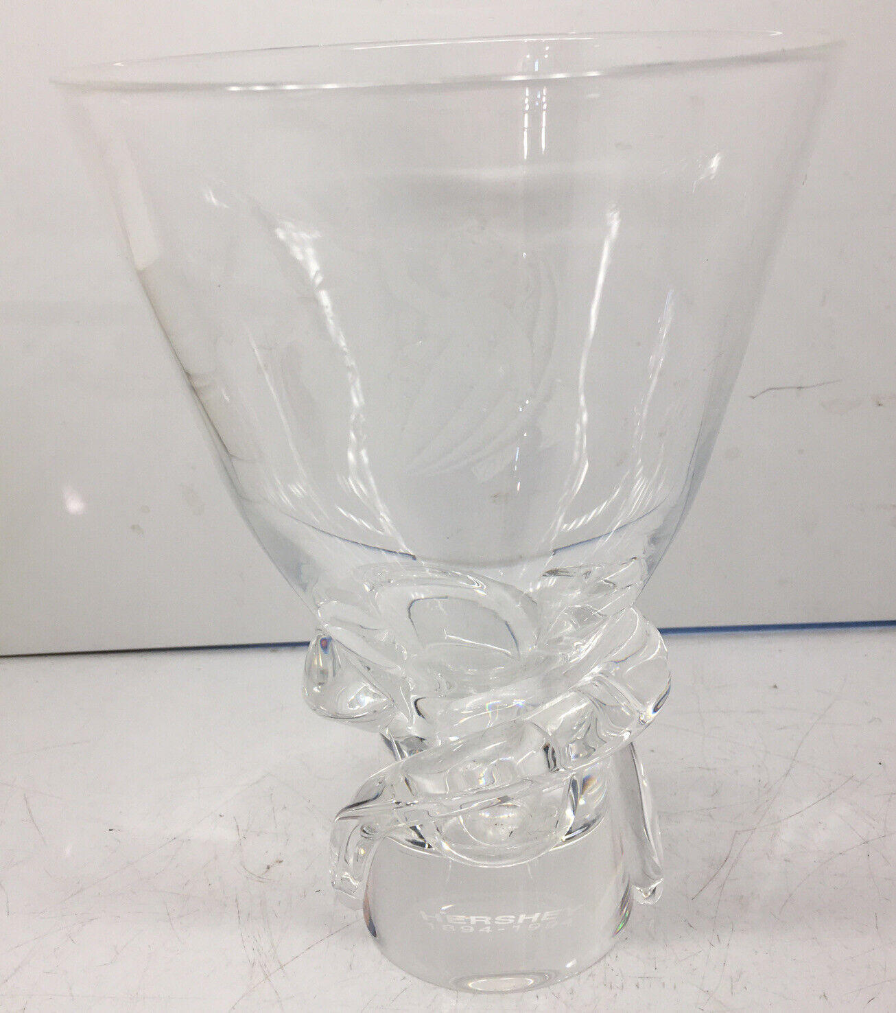 Hershey Chocolate Co Steuben Crystal Vase 100 Year Cocoa Bean Baby 1994 Mint