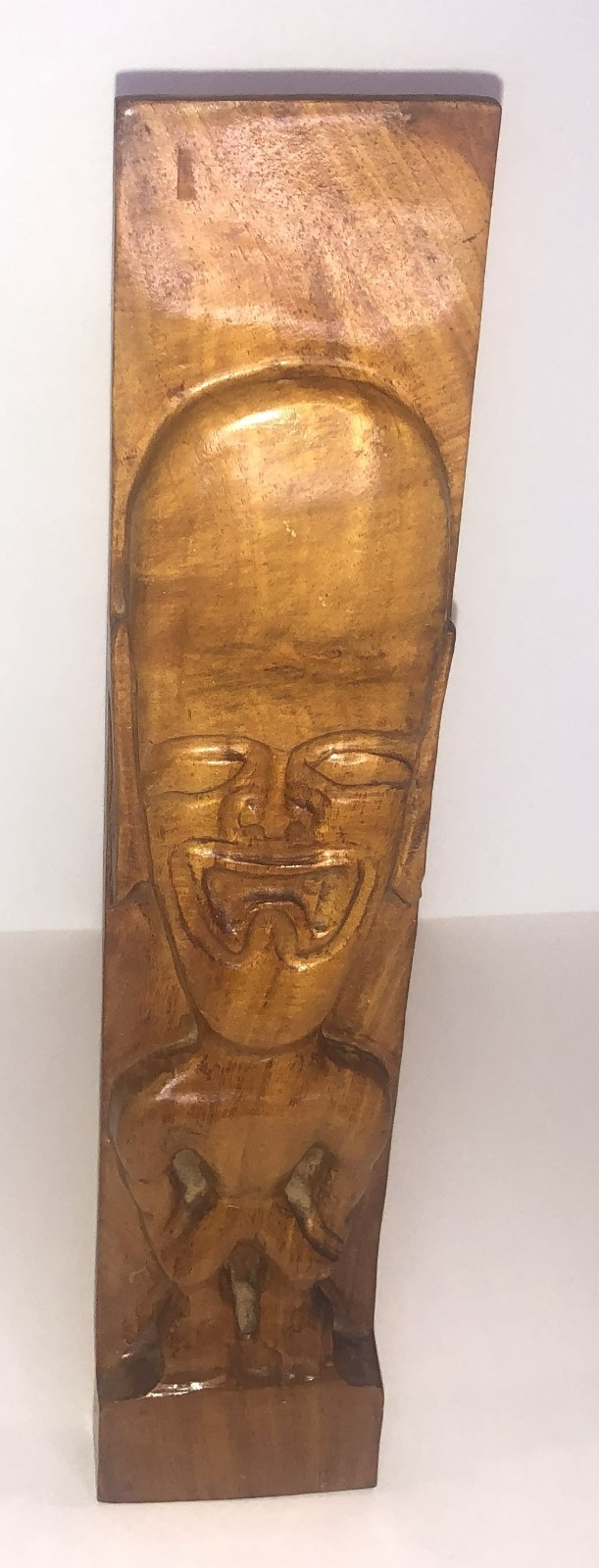 Vintage Mid Century Tiki/Polynesian Teak Wood Hawiian Hanging Plaque Vintage Mid Century Tiki/Polynesian Teak Wood Hawiian Hanging Plaque