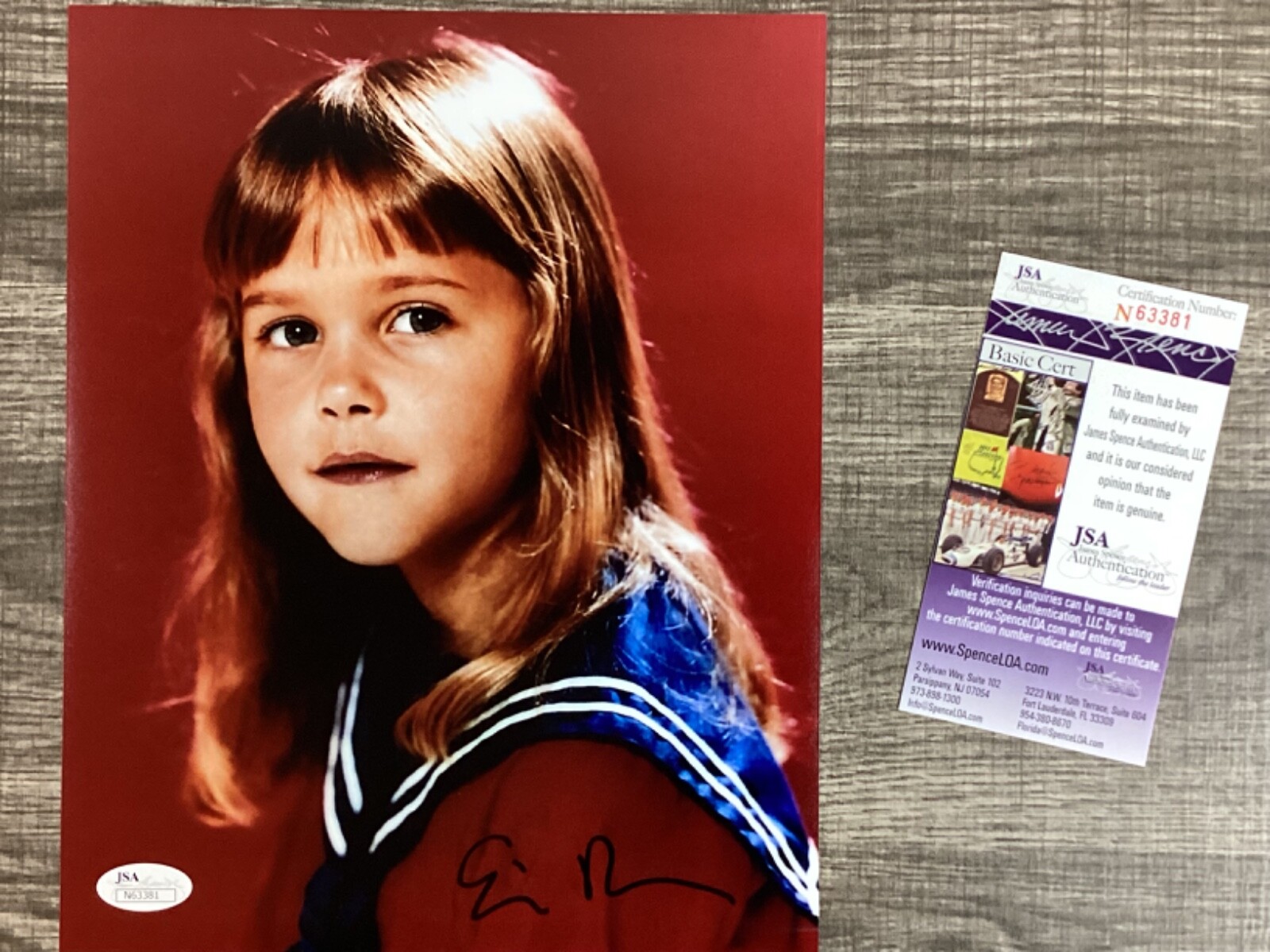 (SSG) ERIN MURPHY Signed 8X10 Color Photo 