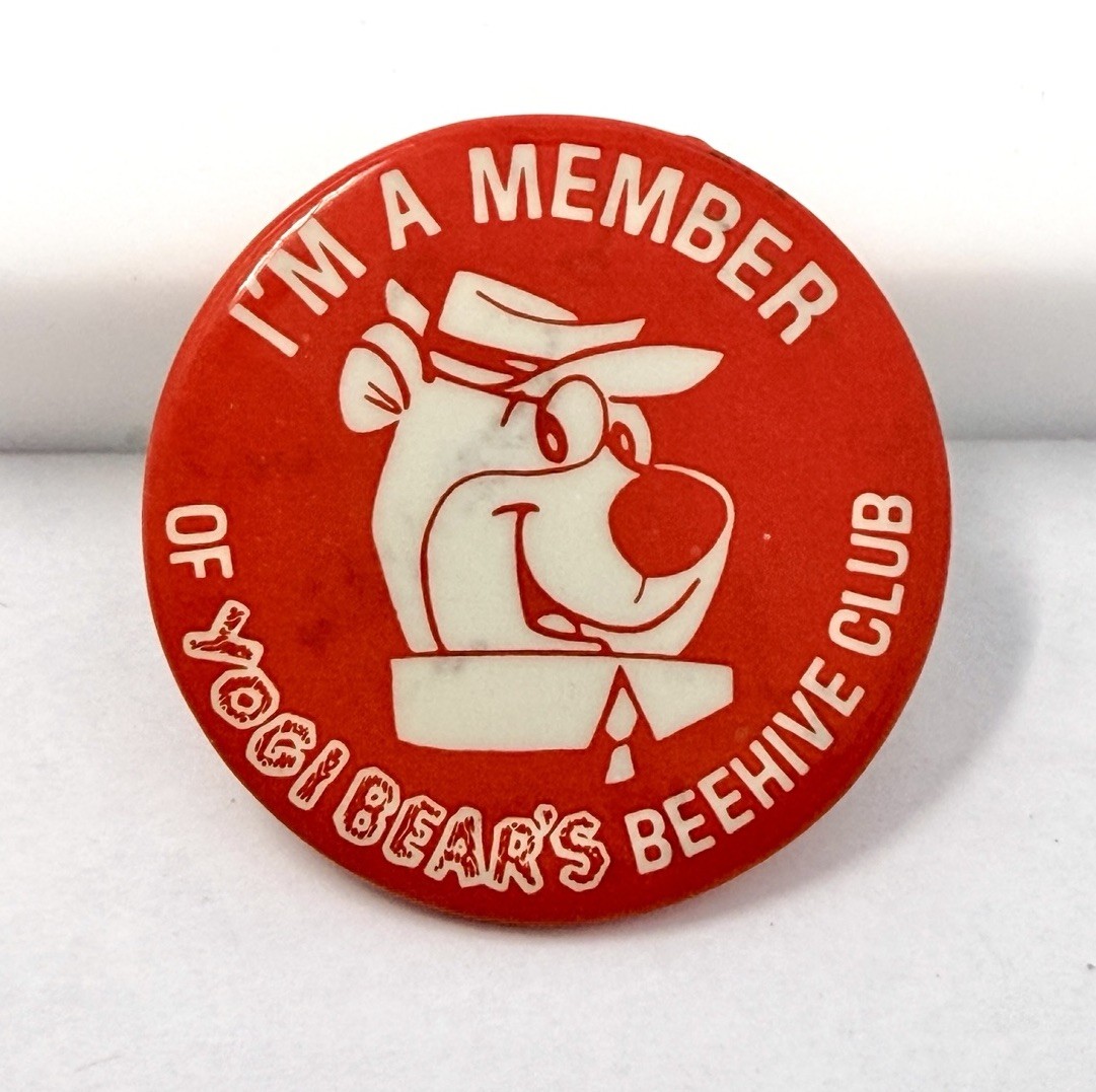 Vintage Yogi Bear Beehive Club Pinback Button Ranger Smith Hanna Barbera Rare