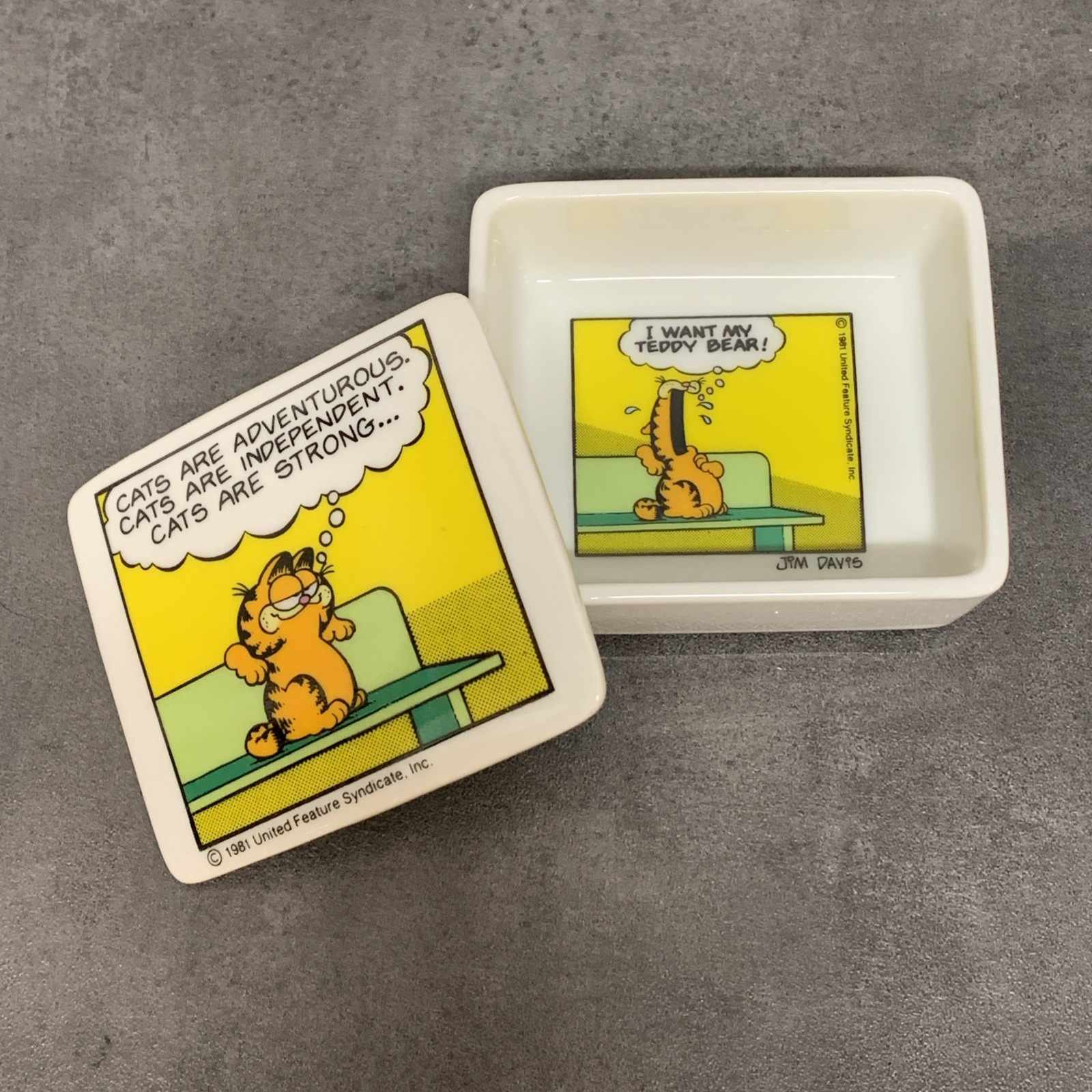 Vintage 1981 United Garfield Comic Enesco Ceramic Jewelry Trinket Box & Lid