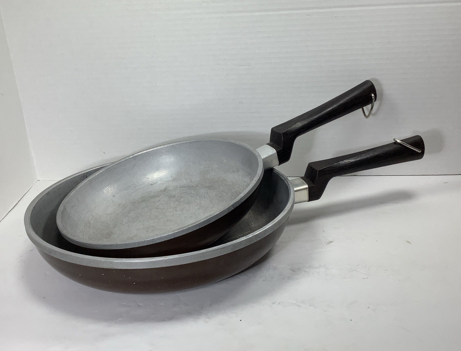 Vintage Regal Ware Frying Pan 8in 10in Set Brown Fry Skillet Saute Omelet