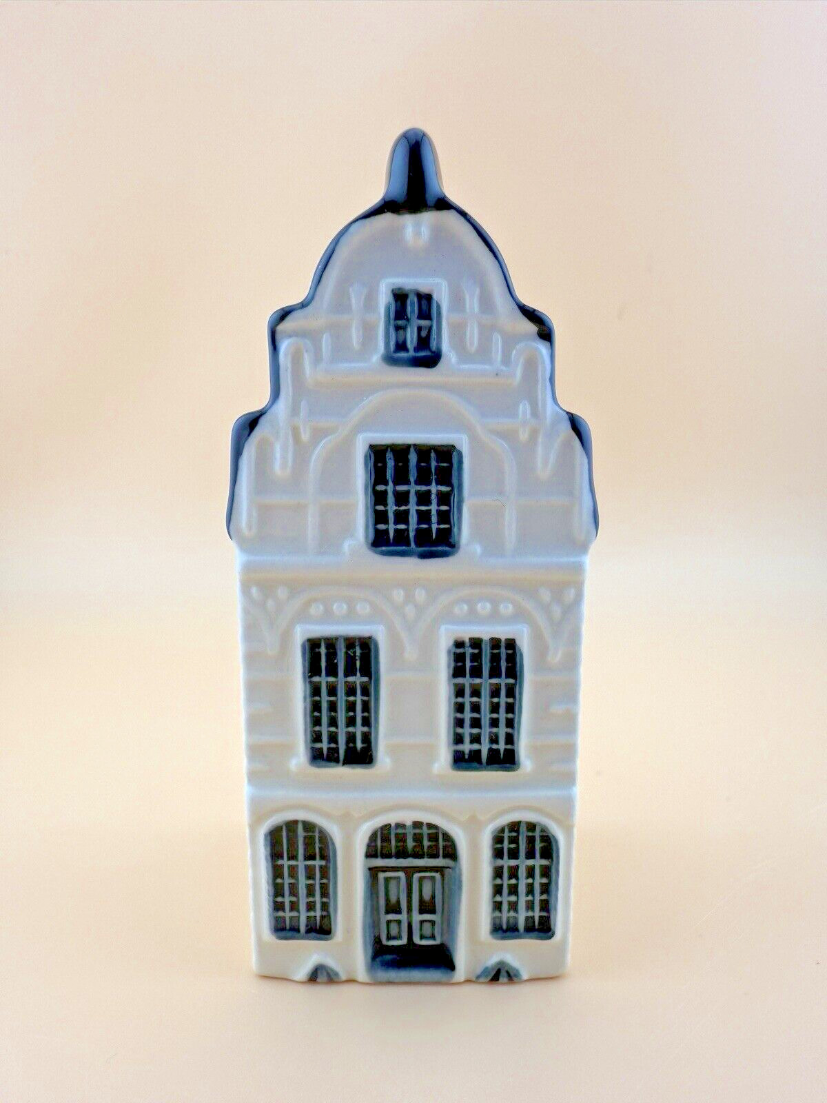 ^ KLM Blue Delft House by BOLS Amsterdam #21 No Alcohol