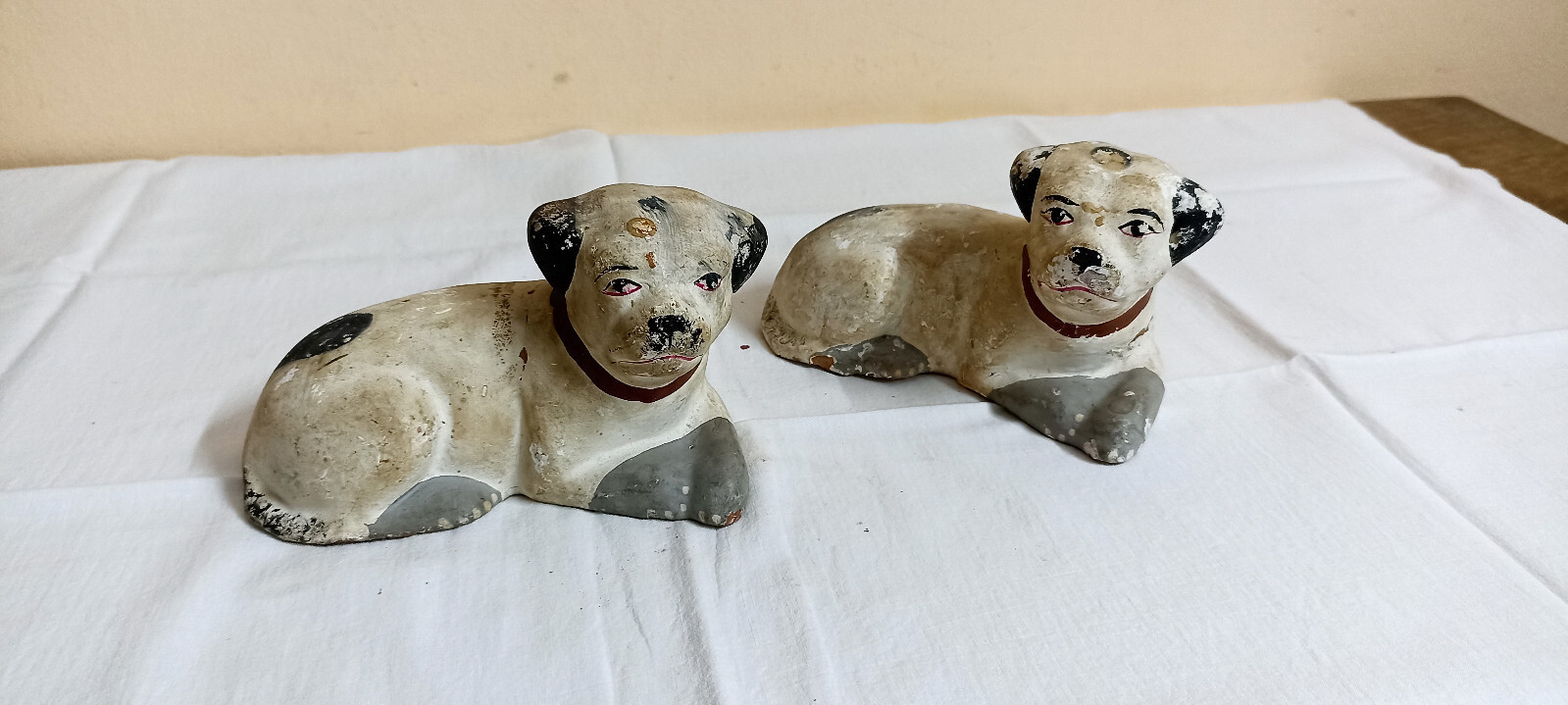 White Dog Pair Vintage Old Clay Pottery Terracotta Figure Statue Home Decor F67