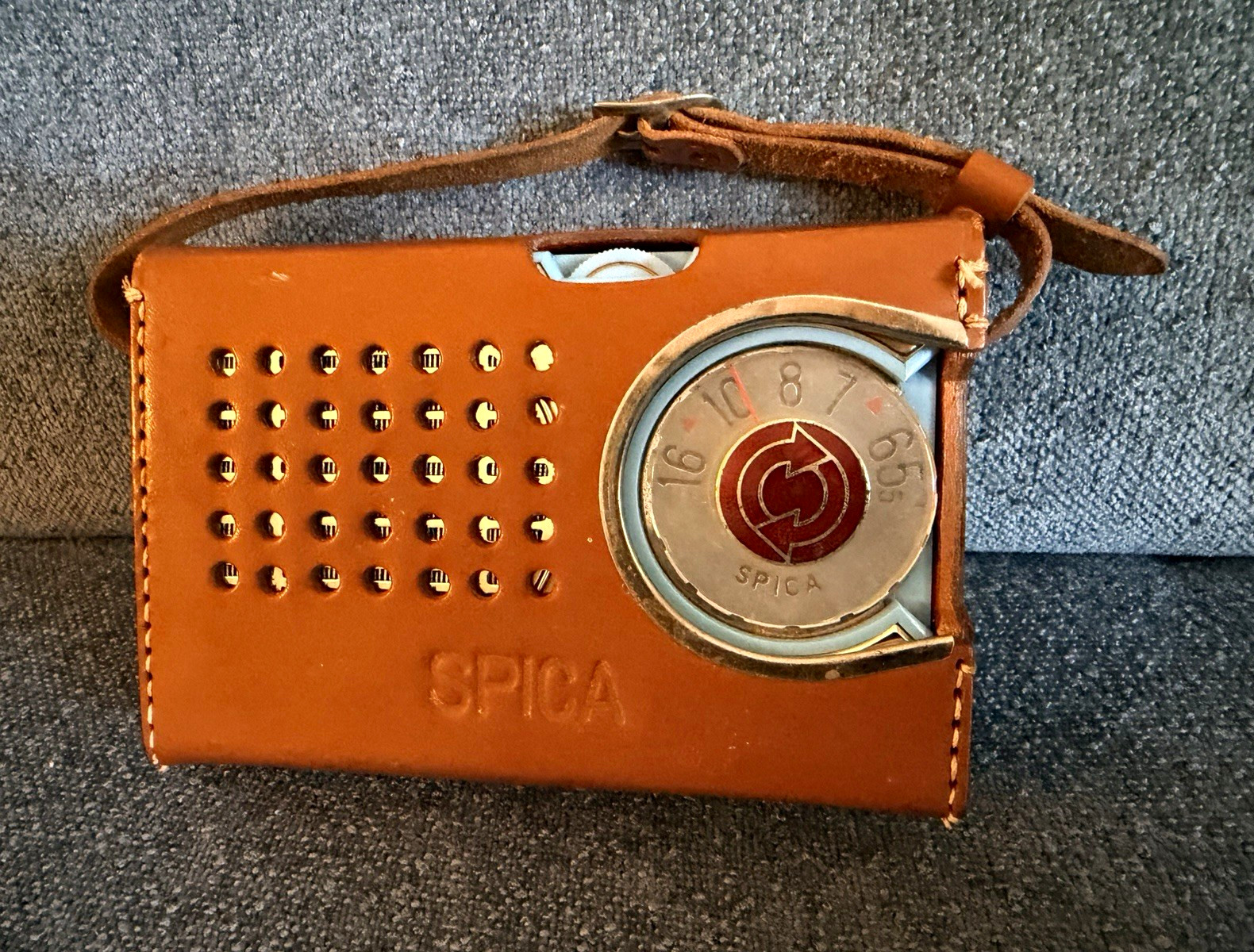 Spica Vintage Transistor Radio Model ST-600 Transistor 111 w/ Leather Case Spica Vintage Transistor Radio Model ST-600 Transistor 111 w/ Leather Case
