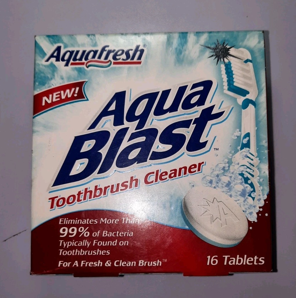 NOS Aquafresh Aqua Blast Tootbrush Cleaner Sealed Box Of 16 Tablets 2003