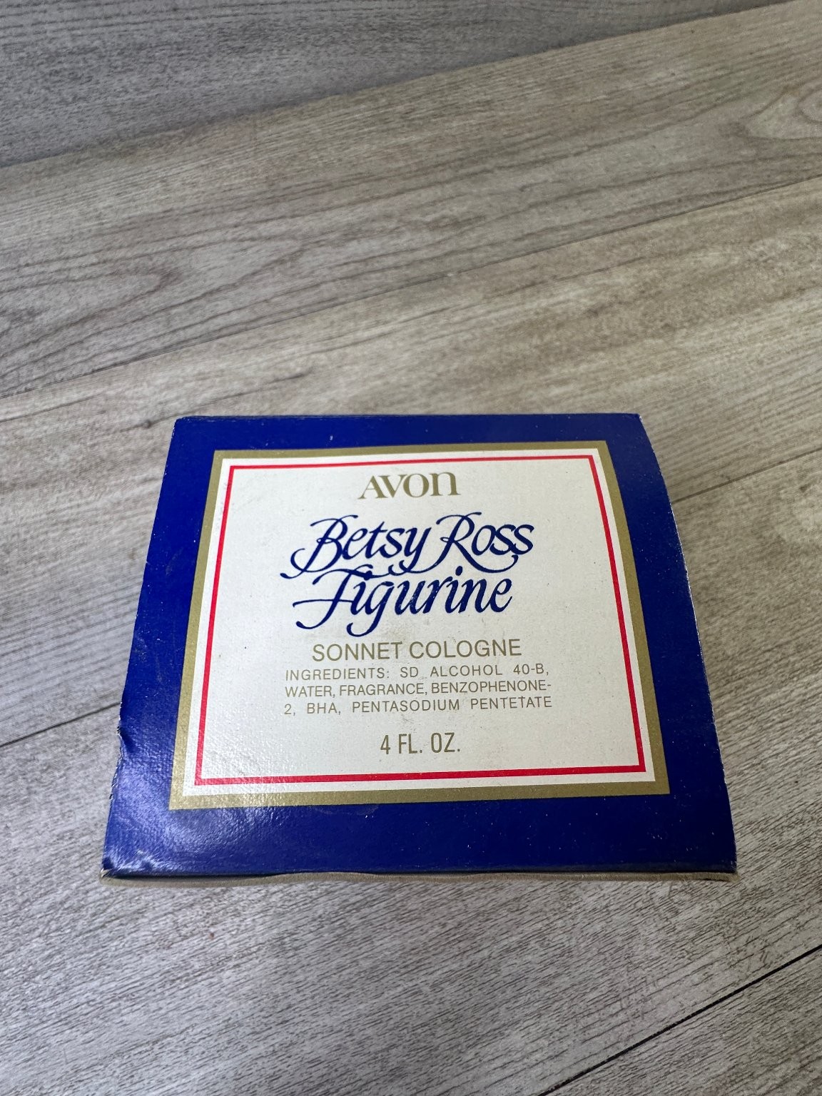 AVON Betsy Ross Figurine Sonnet Cologne Bottle 4 fl oz Bicentennial NOS Full