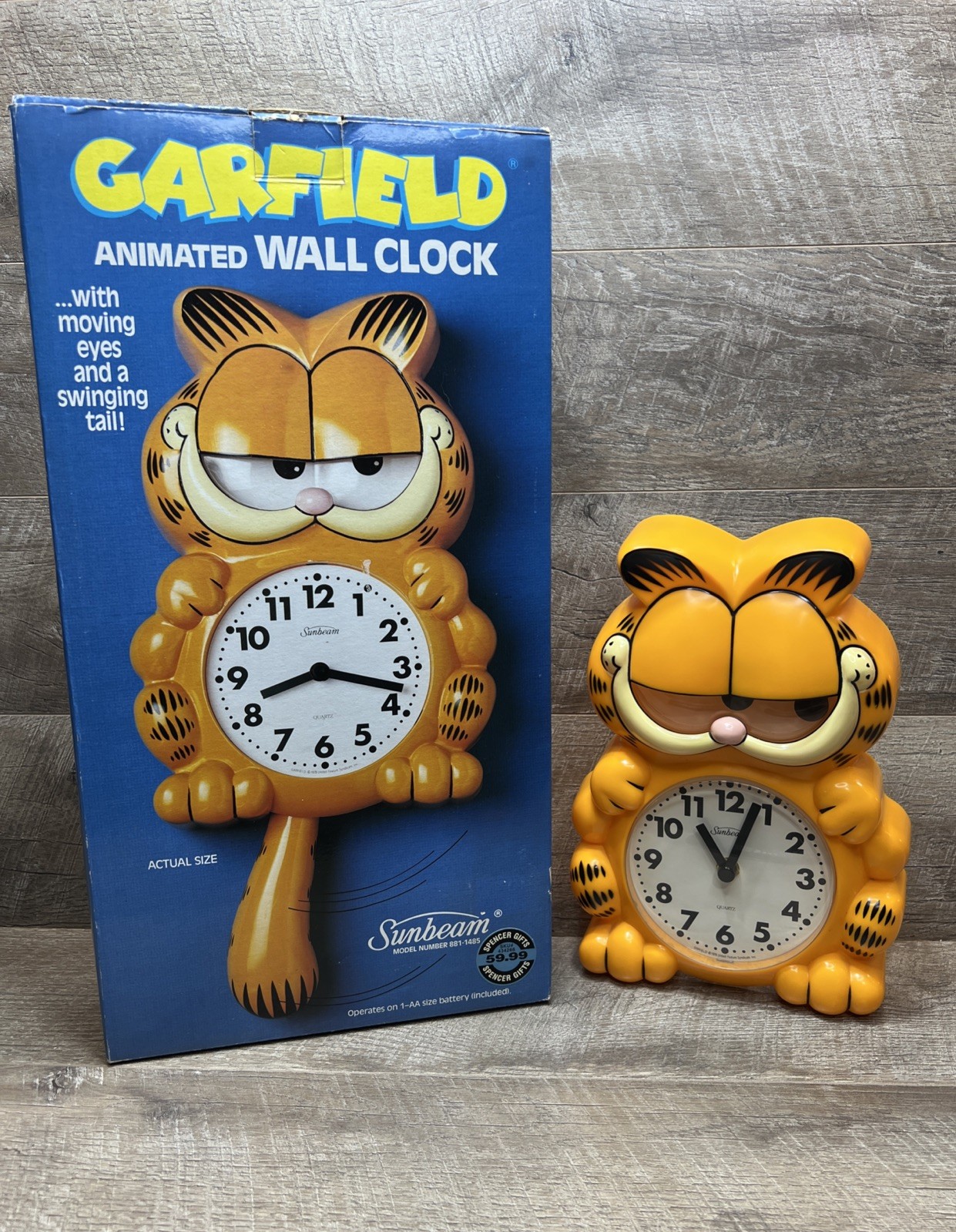 Vintage 1990 Sunbeam Vintage Garfield Wall Clock Quartz w/ Moving Eyes -No Tail