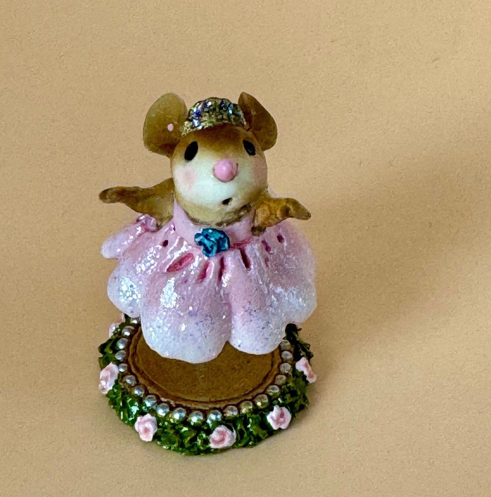 WEE FOREST FOLK PETITE BALLERINIA ON POINT M-455 PRE-0WNED EXC. WFF BOX