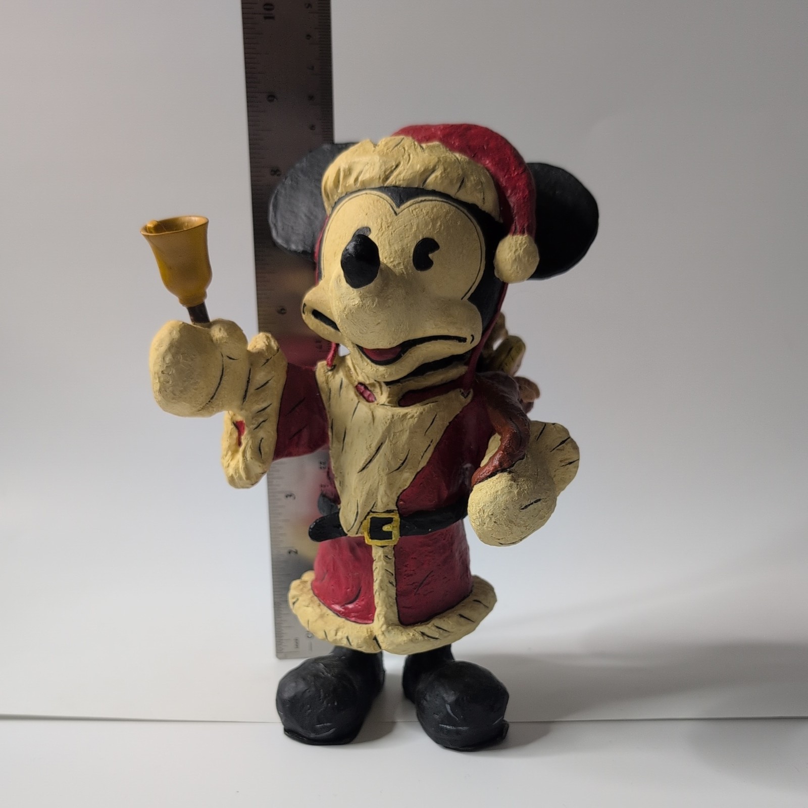 Disney Poliwoggs Antique 8.25\