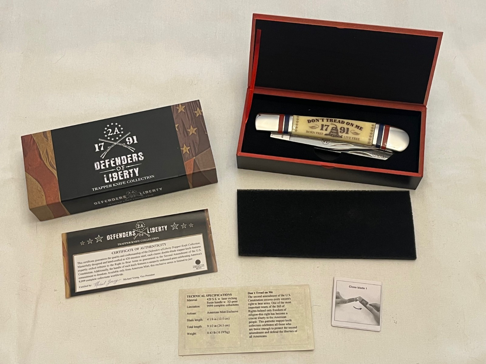 American Mint Don't Tread On Me folding knife with case