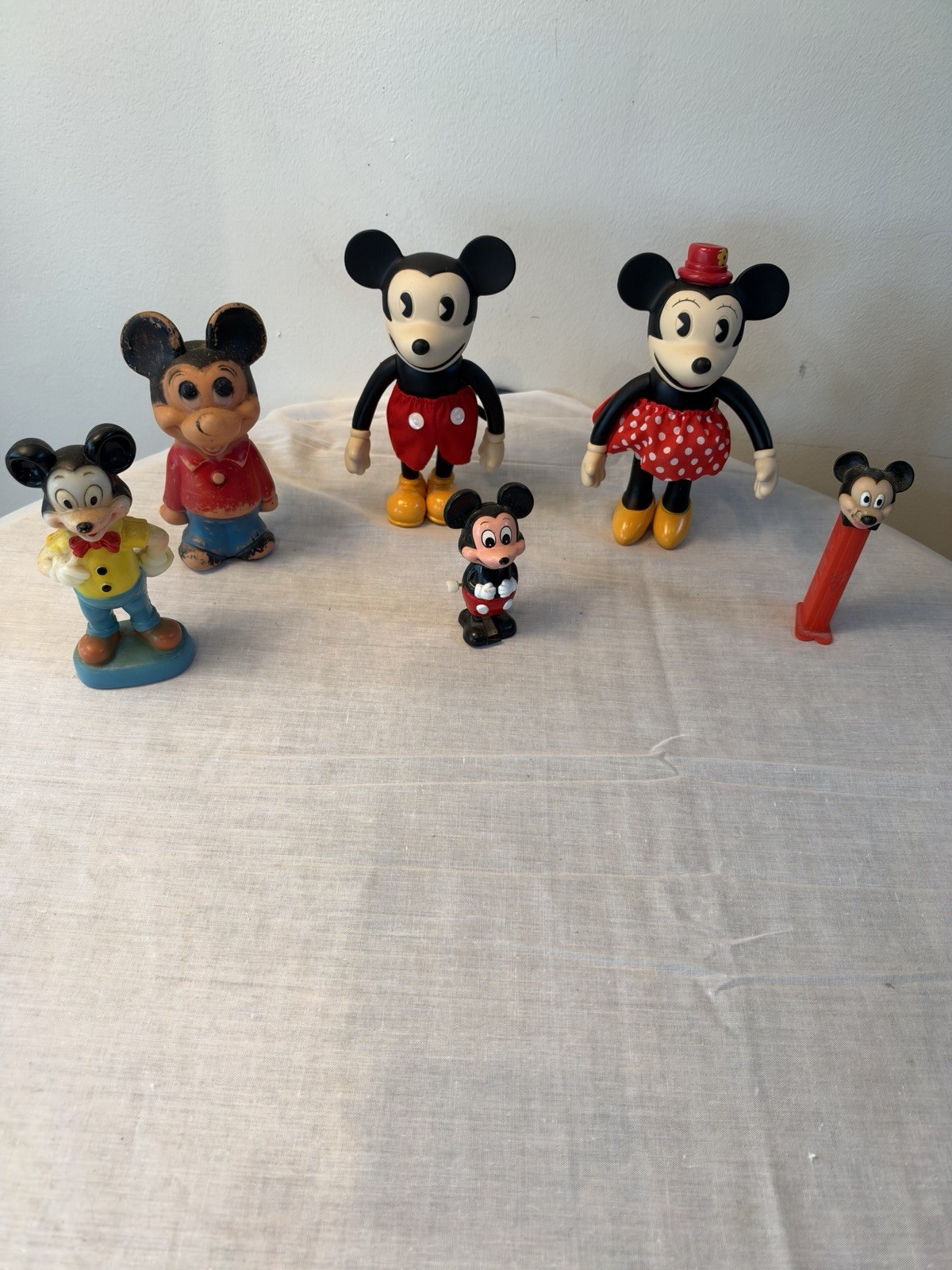 Vintage Mickey Mouse & Minnie Mouse Collectible Figures Toys Lot of 6