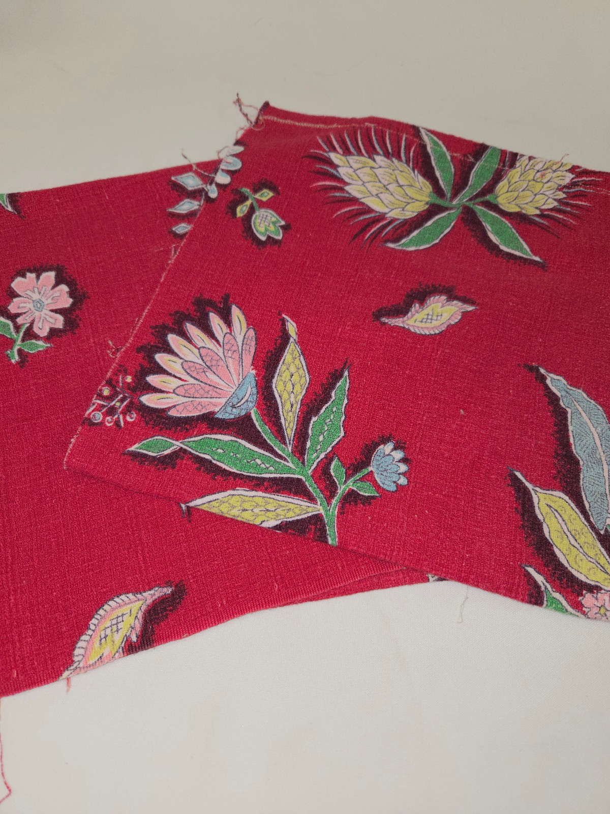 2 Pieces Vtg 1940s BARKCLOTH Fabric Red Pink Tropical Floral Remnants 23x11 each
