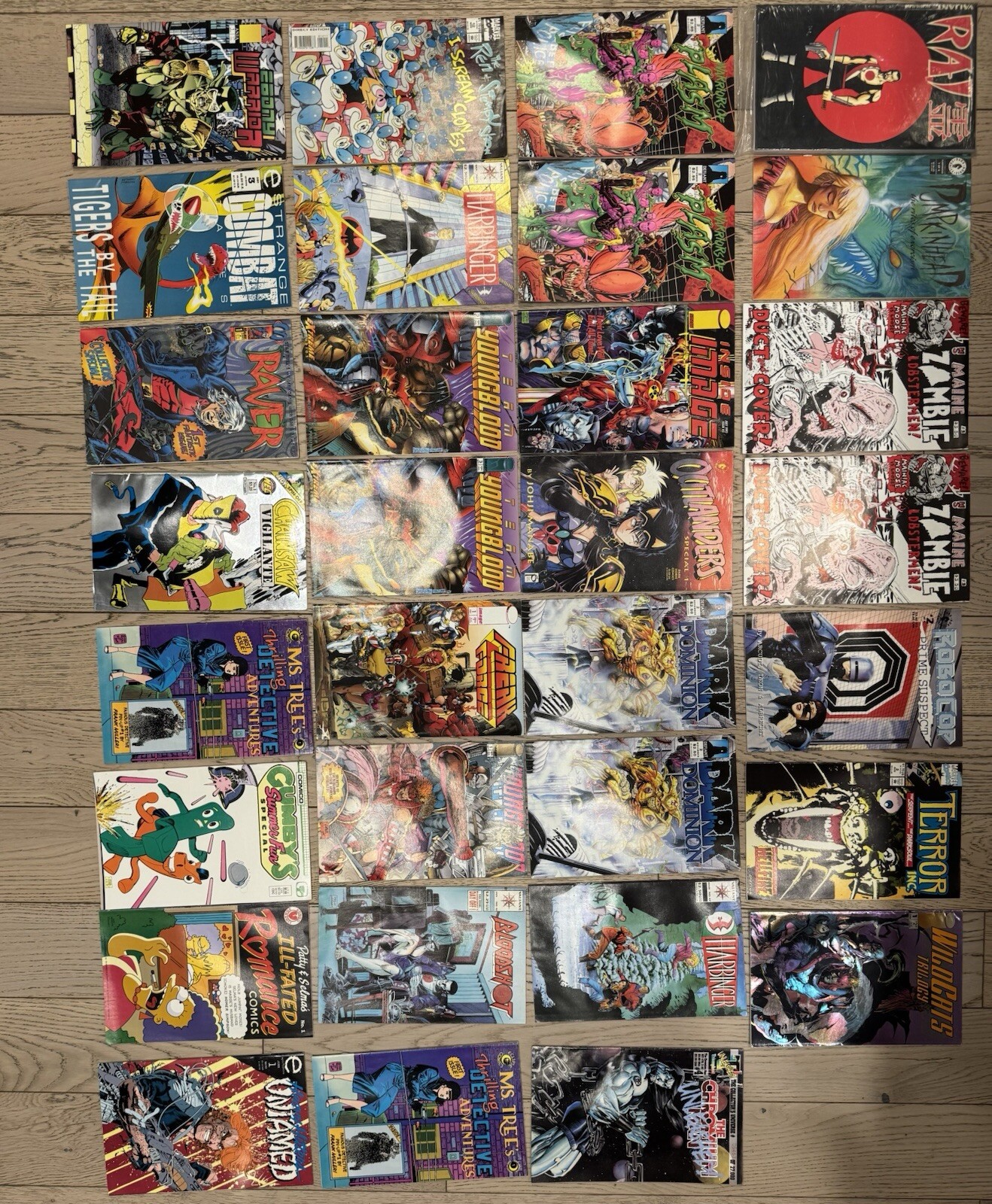🔥 LOT OF 31 COMIC BOOKS 🔥 ALL IN MINT CONDITION 🔥