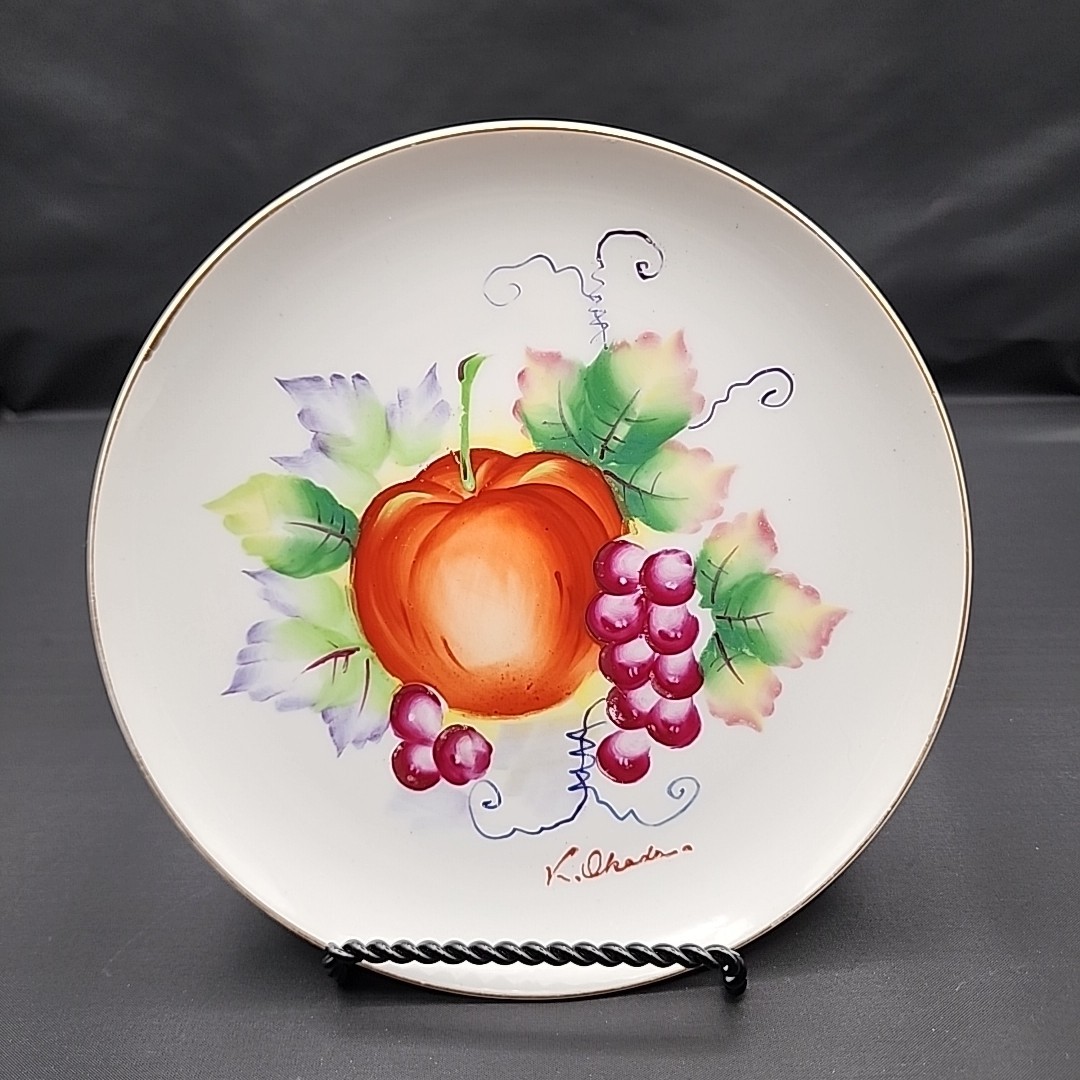 Hanging Plate Vintage Fruit Themed Hand Painted Gold Trimmed 7.25\
