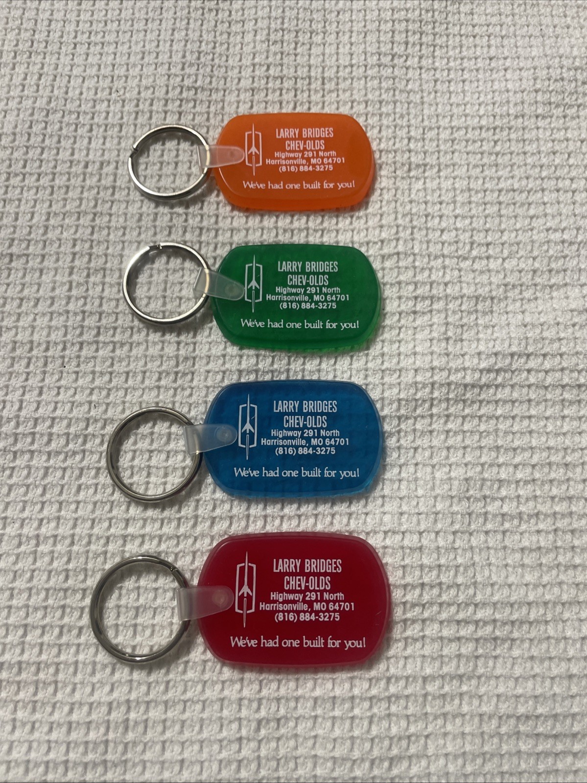 vintage Chevy-Olds Oldsmobile Keychain Harrisonville Missouri New Old Stock vintage Chevy-Olds Oldsmobile Keychain Harrisonville Missouri New Old Stock