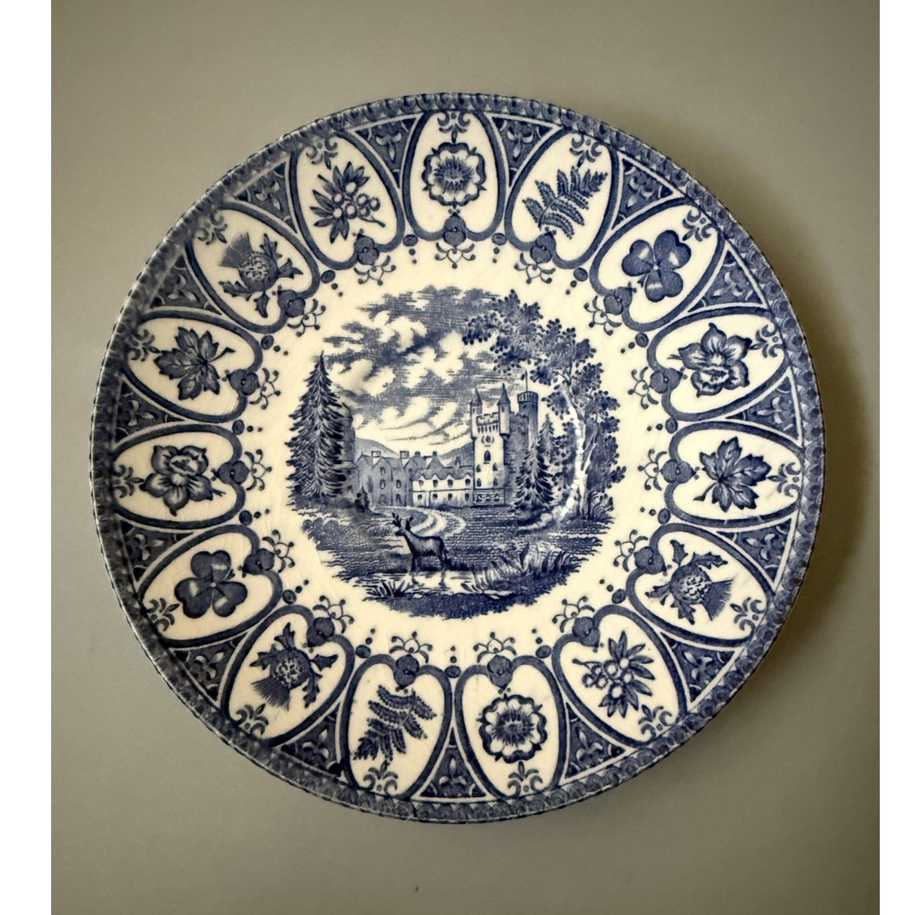 Vintage 1977 Queen’s Silver Jubilee Plate Blue White Staffordshire England 5.5”