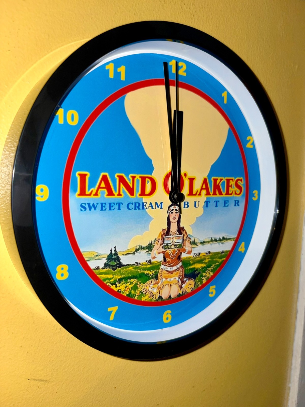 Land O Lakes Butter Grocery Store Kitchen Diner Wall Clock Advertising Sign