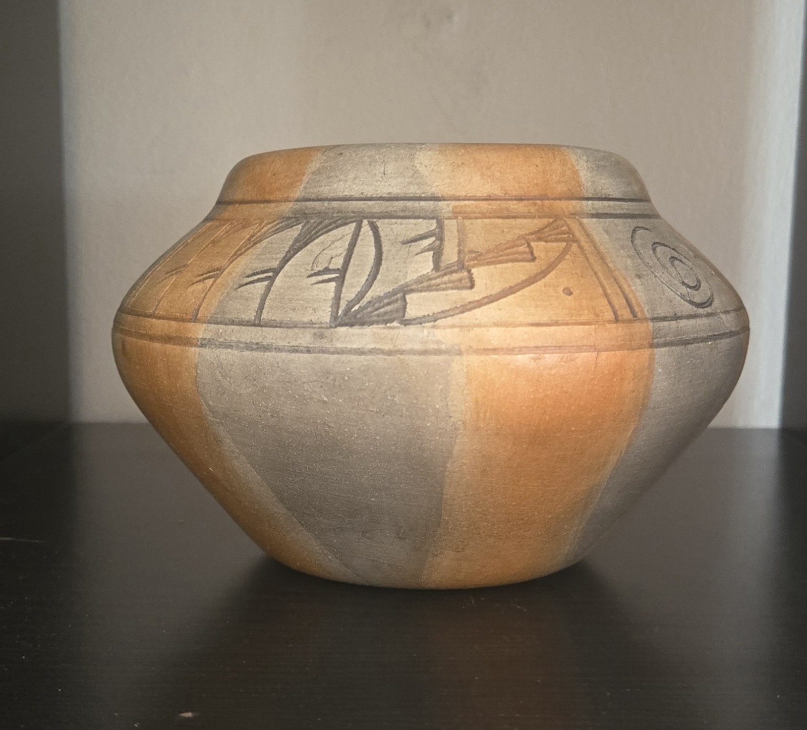 Navajo Diné Handmade Pottery Bowl Signed Marie Dine - Native American