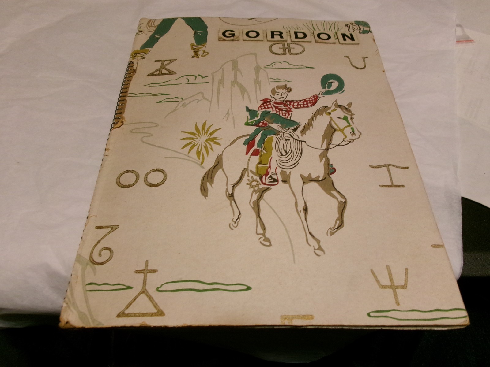 Small vintage Scrapbook