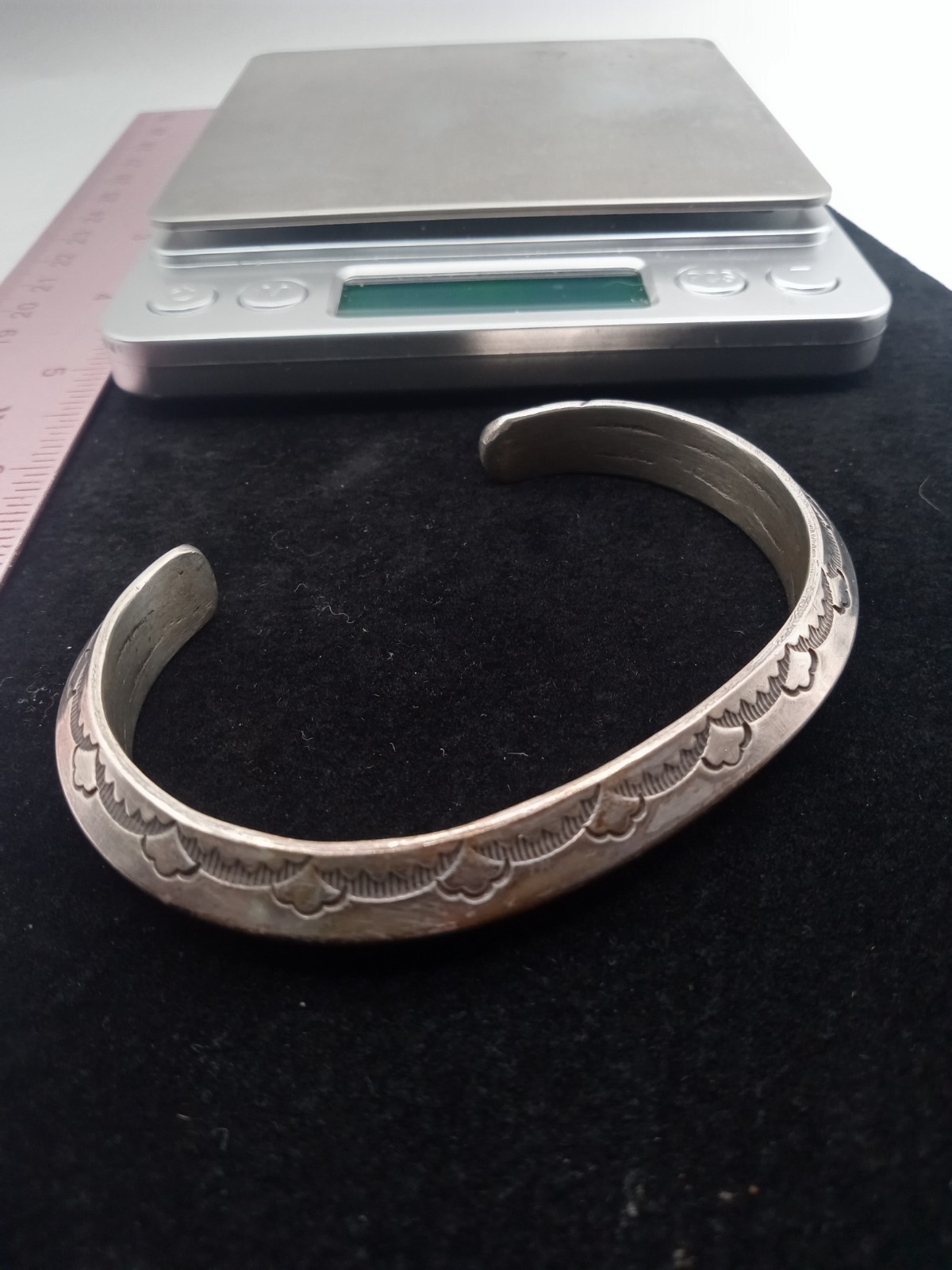Antique Navajo Coin Silver Ingot Cuff Heavy 58.68g Carinated Handmade