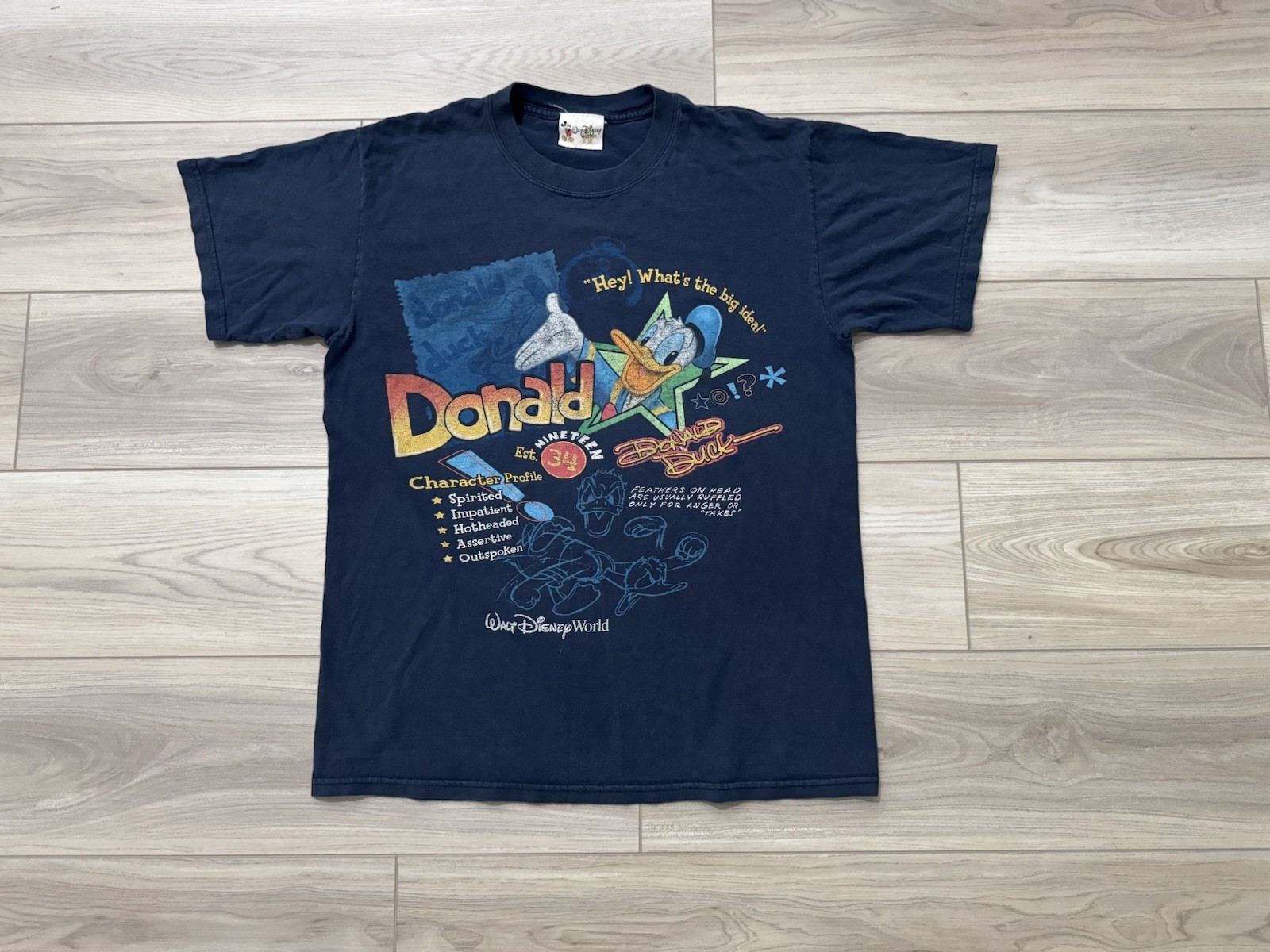 Vintage Walt Disney World Donald Duck Character Profile T-Shirt Est 1934 Navy