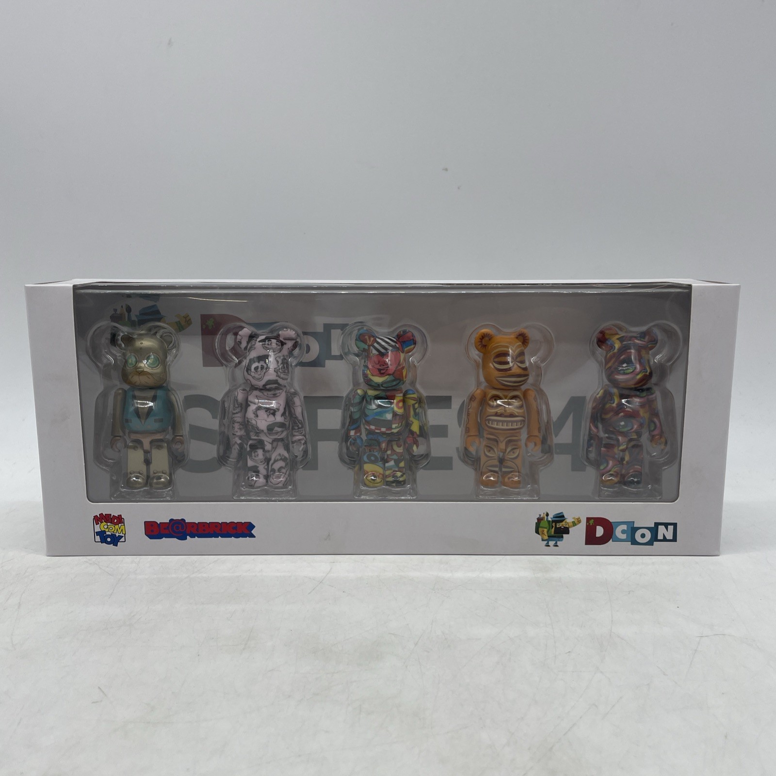 DesignerCon Artist Series 4 BE@RBRICK set 100% DCON 2022 DesignerCon Artist Series 4 BE@RBRICK set 100% DCON 2022