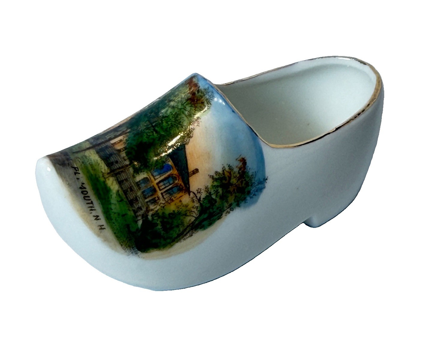 PLYMOUTH NH NEW HAMPSHIRE ANTIQUE Souvenir SCHOOL Porcelain TRINKET SHOE PLYMOUTH NH NEW HAMPSHIRE ANTIQUE Souvenir SCHOOL Porcelain TRINKET SHOE