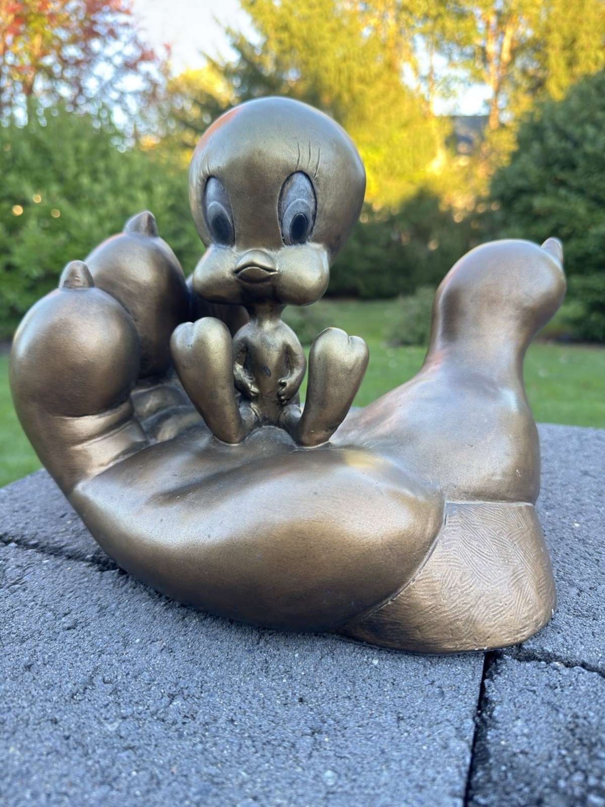 Warner Bros 1998 Austin Sculpture Tweety Bird Sylvester Cat Paw Figurine Statue