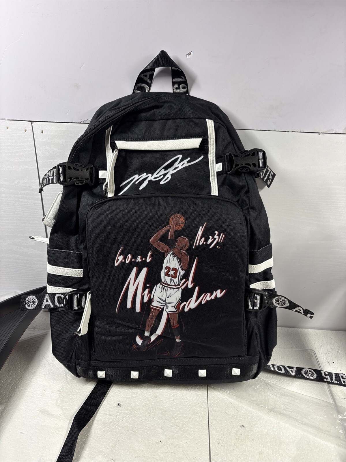 Michael Jordan Chicago Bulls #23 basketball black & white backpack new
