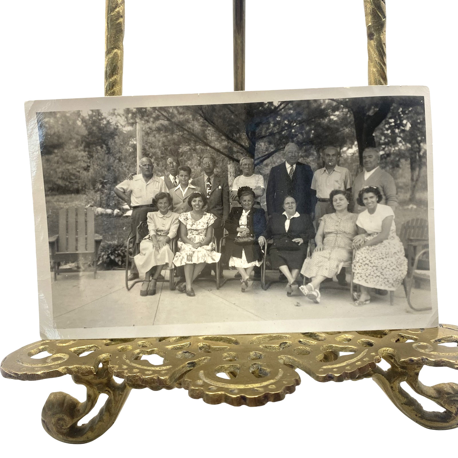 Vintage 1949 Family Group Outdoor Yard Snapshot Photo 3.5x6 B&W Gelatin Orig