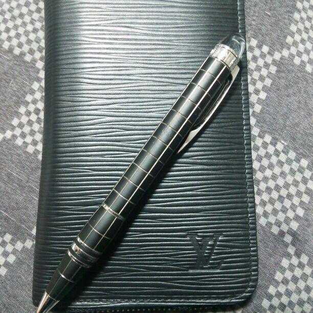 First come, first served Christmas sale Authentic Montblanc Starwalker