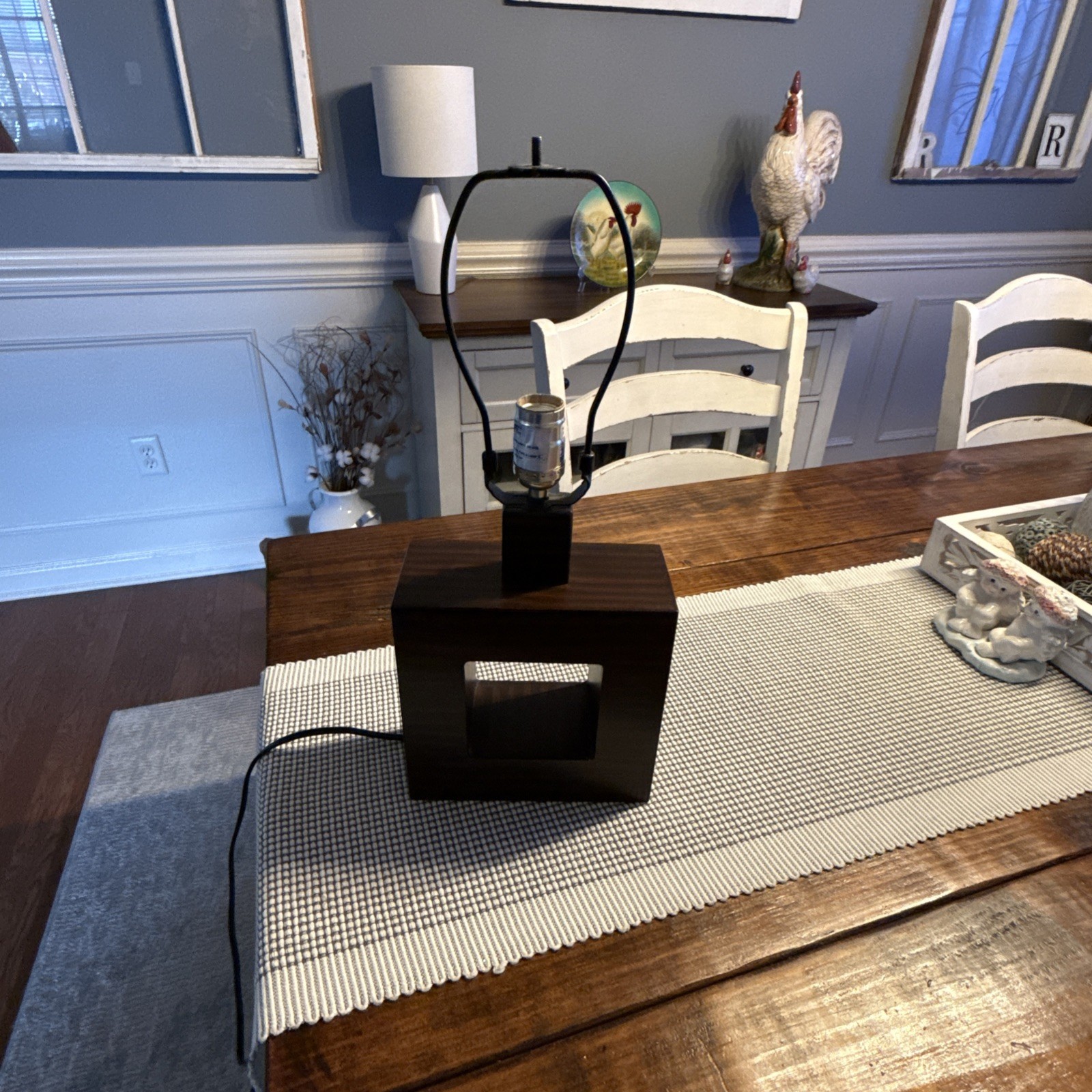 Vintage mid century modern Geometric Box Table Lamp- walnut, Works no shade