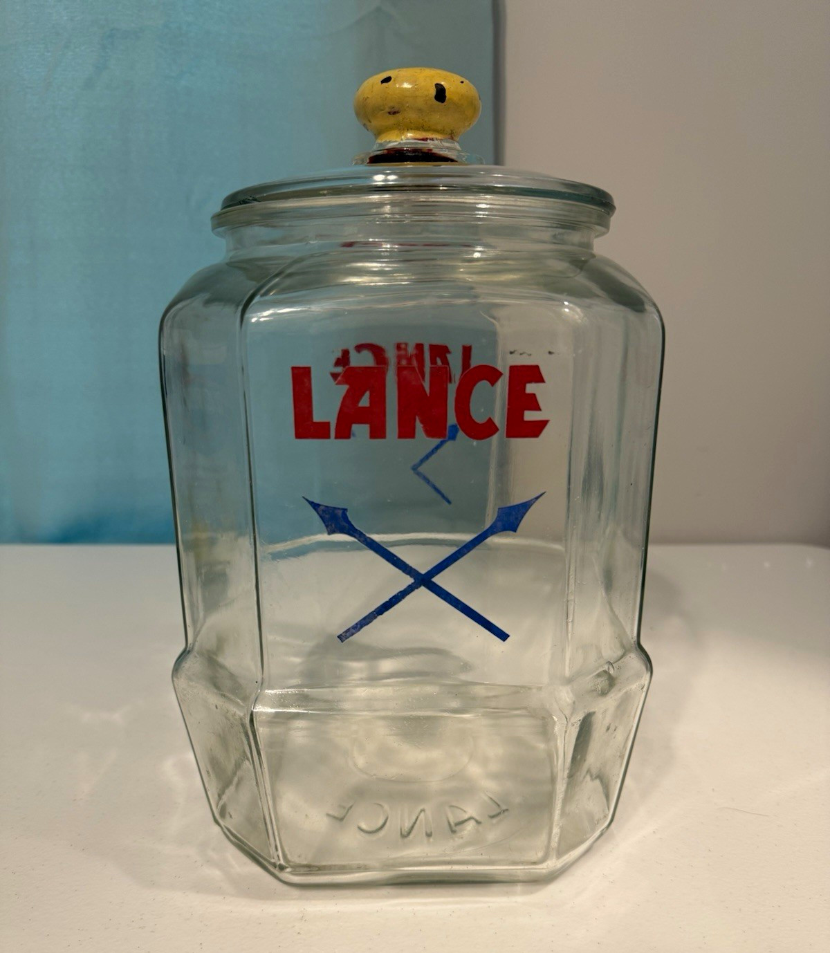 Vintage Lance Cracker Cookie Glass Counter Jar Advertising Store Display w Lid