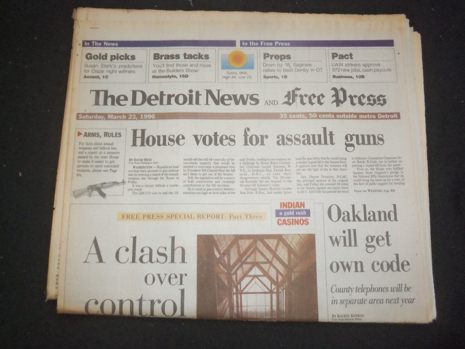 1996 MAR 23 DETROIT NEWS/FREE PRESS NEWSPAPER -HOUSE VOTES ASSAULT GUNS- NP 7726