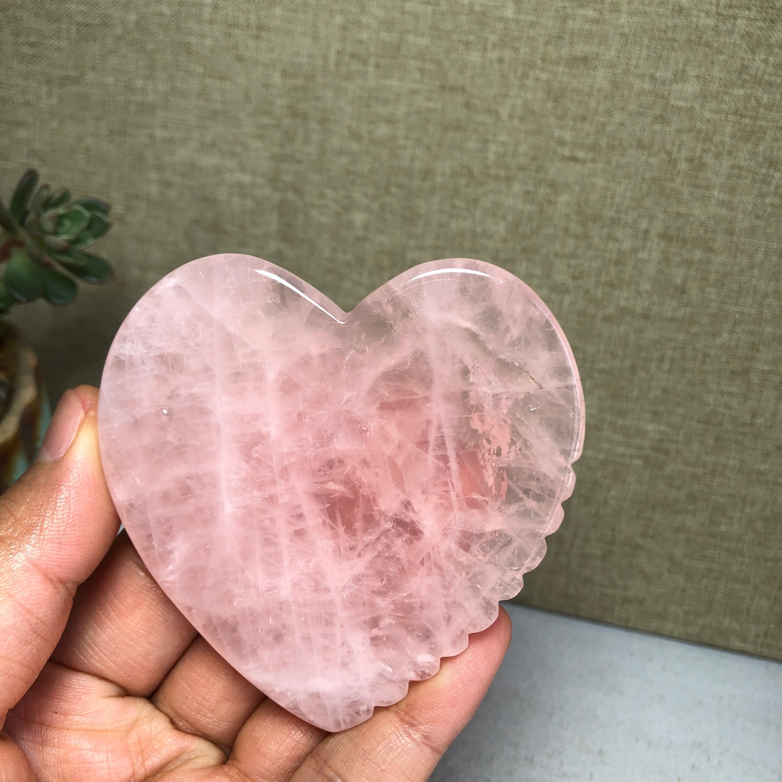 72mm Natural rose pink Crystal heart shape Massage board specimens 64g A6084