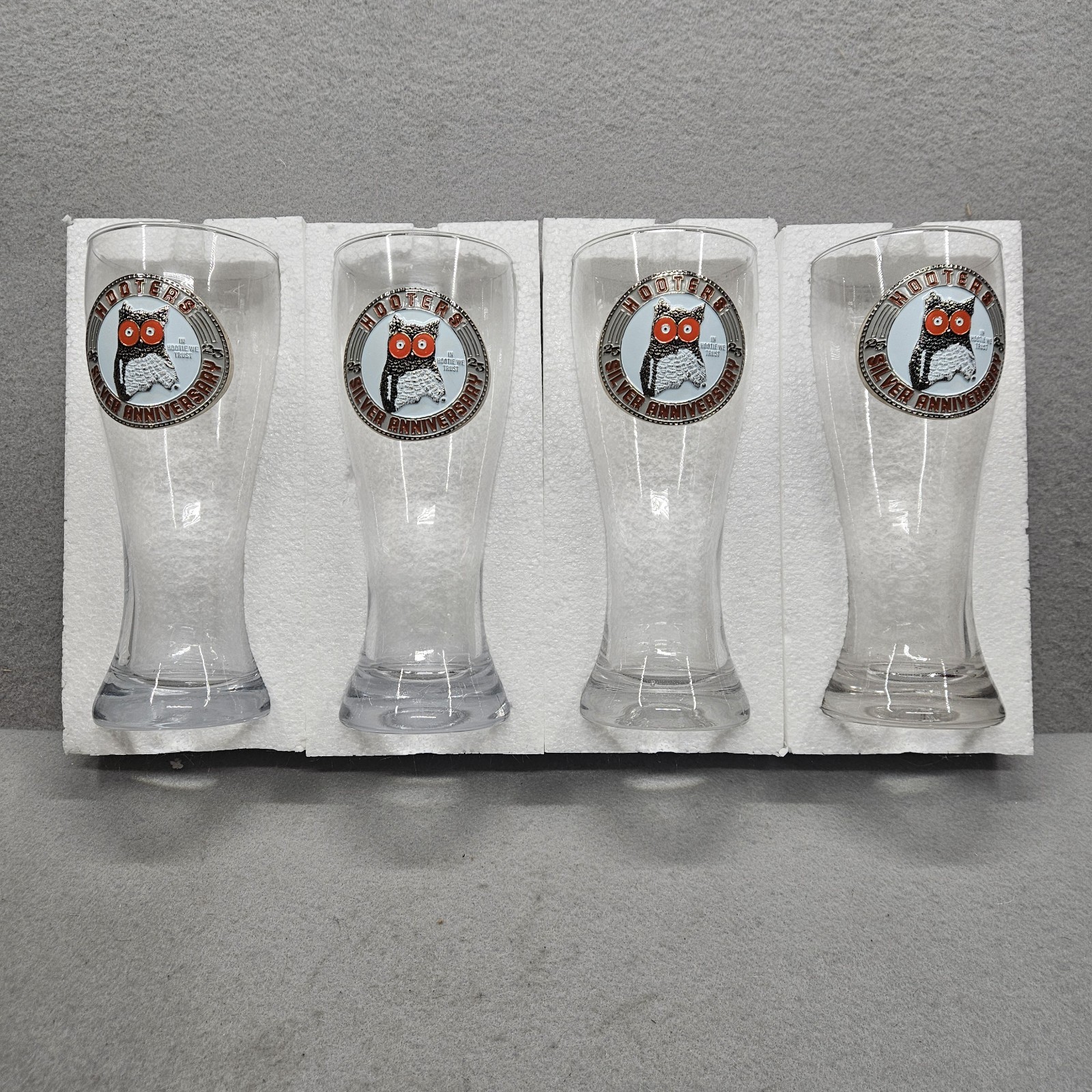 RARE HOOTERS 25th Silver Anniversary 8 1/2 RARE HOOTERS 25th Silver Anniversary 8 1/2