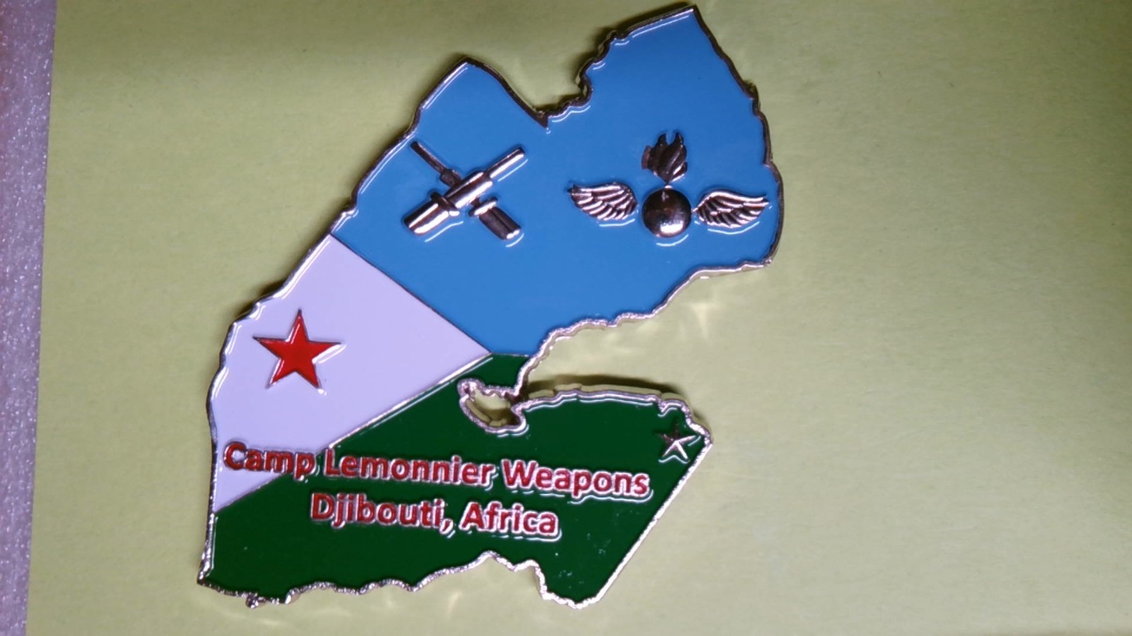 CHALLENGE COIN CAMP LEMONNIER WEAPONS DJIBOUTI US NAVY HORN OF AFRICA